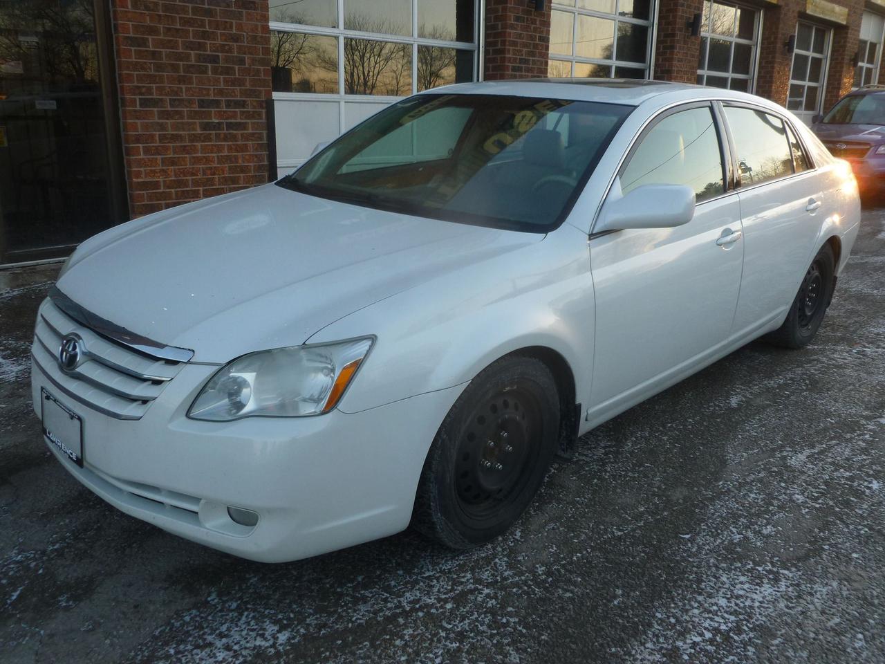 2006 Toyota Avalon XLS XLS - Photo #1