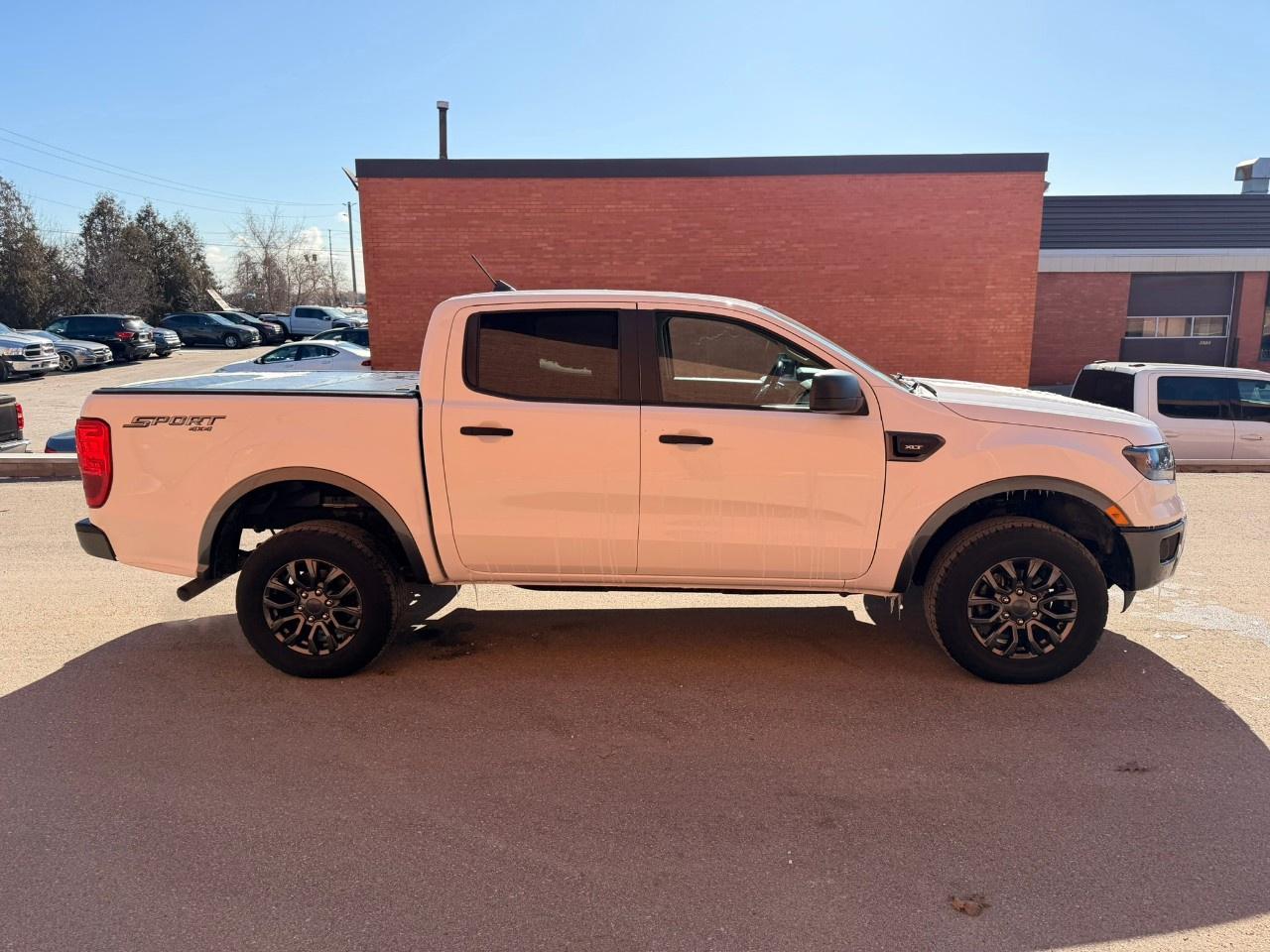 2020 Ford Ranger XLT 4WD SuperCrew 5' Box Photo3