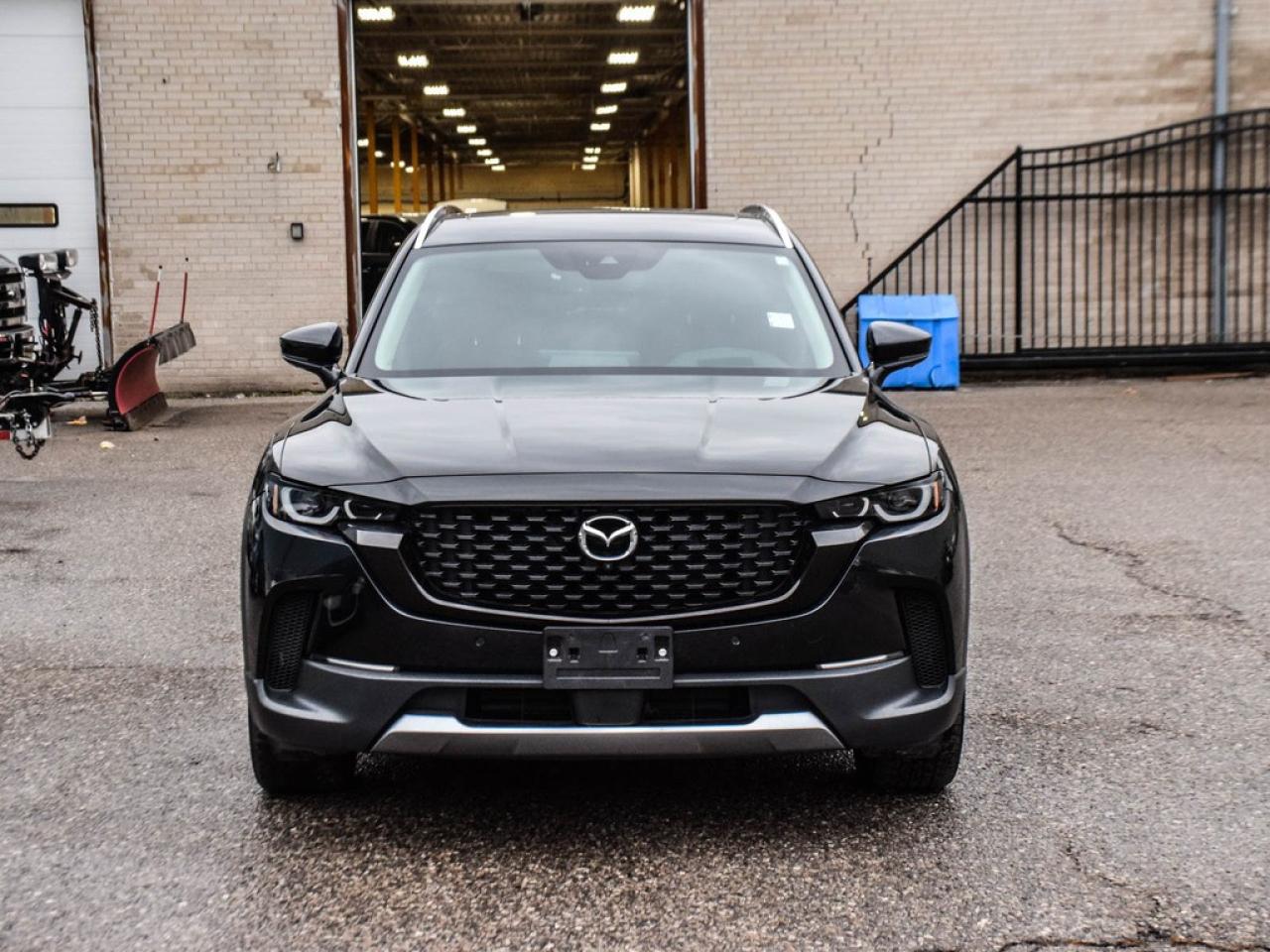 2023 Mazda CX-50  Photo