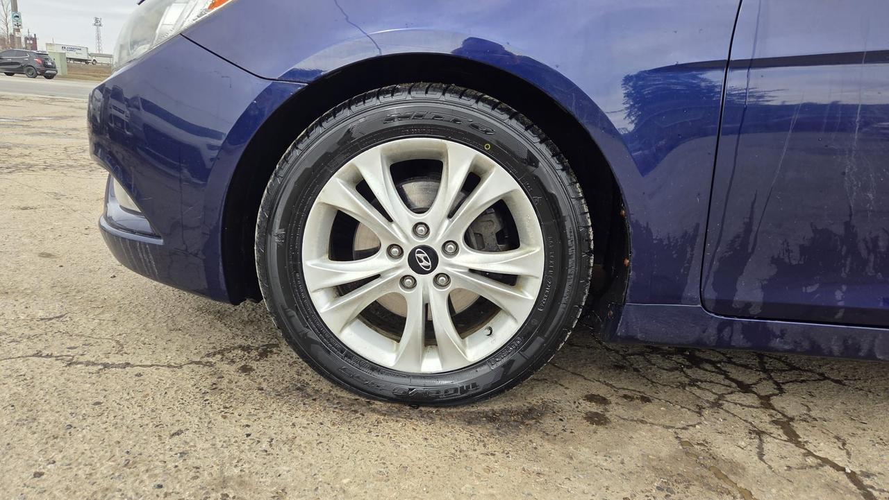 2011 Hyundai Sonata LIMITED, NO ACCIDENTS, LEATHER, CERTIFIED Photo