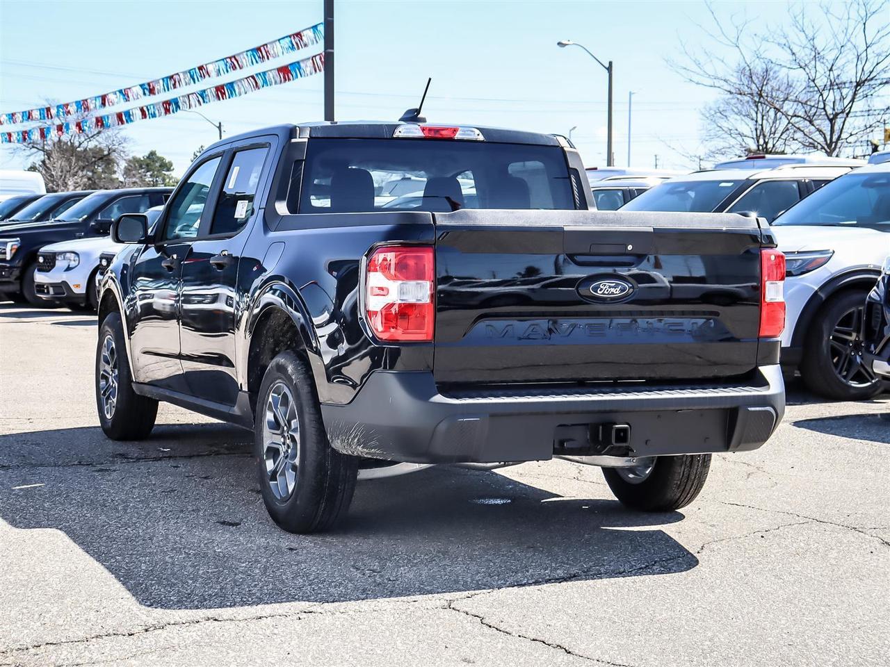 2026 Ford Maverick XLT Photo4