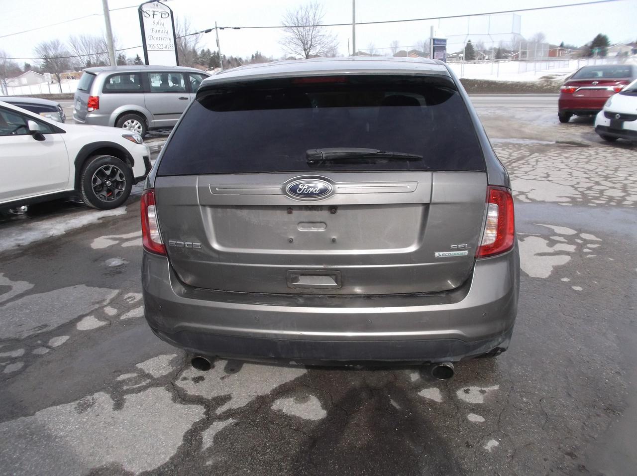 2013 Ford Edge SEL Photo3
