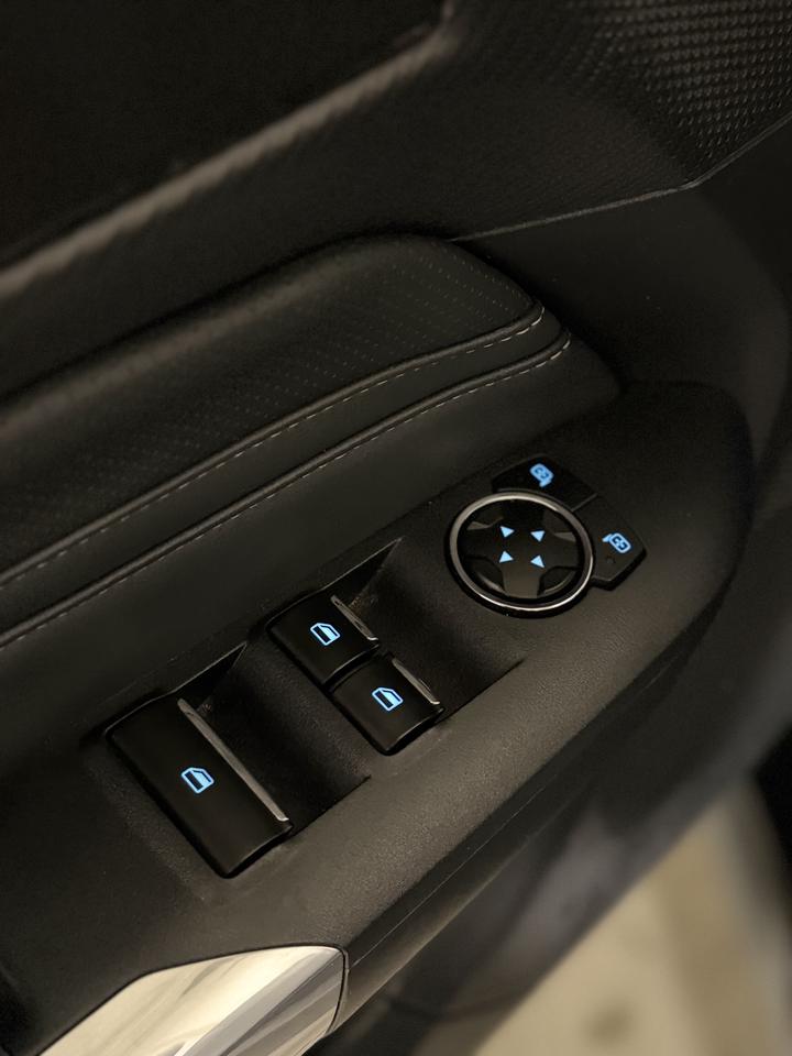 2024 Ford Mustang EcoBoost | Premium PKG | CONVERTIBLE | Photo