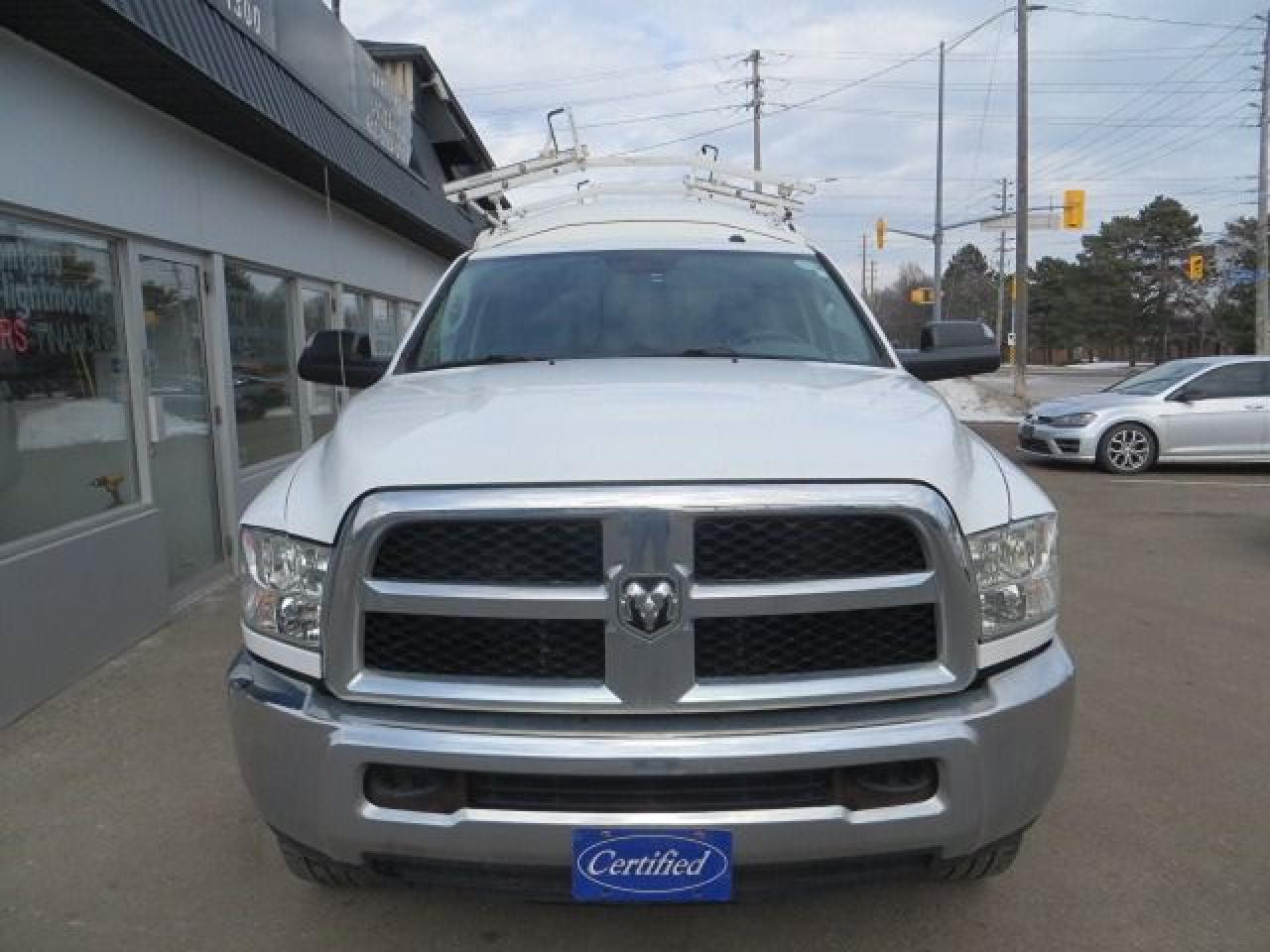 2016 RAM 2500 CERTIFIED, 4X4, 5.7L HEMI,8 FT CONTRACTOR BOX,RACK Photo