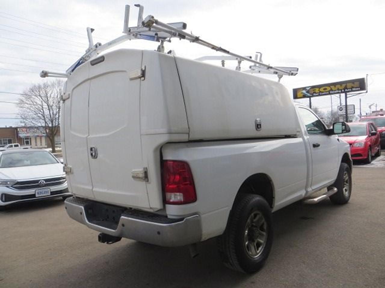 2016 RAM 2500 CERTIFIED, 4X4, 5.7L HEMI,8 FT CONTRACTOR BOX,RACK Photo