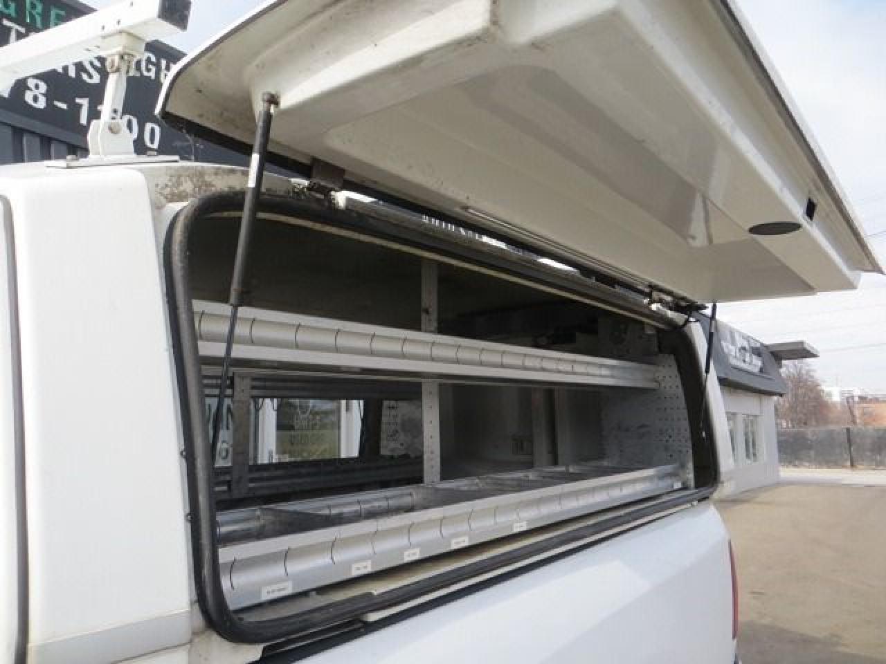 2016 RAM 2500 CERTIFIED, 4X4, 5.7L HEMI,8 FT CONTRACTOR BOX,RACK Photo