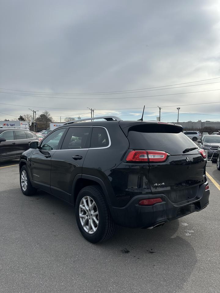 2016 Jeep Cherokee North Photo