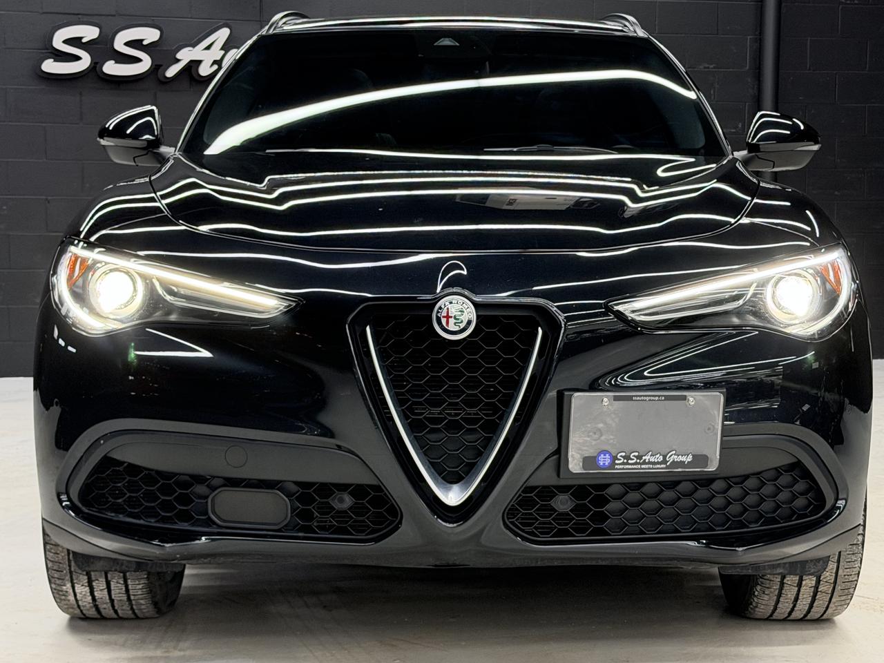 2018 Alfa Romeo Stelvio TI SPORT|NAV|BACKUP|ACC|BSM|LDW|FCW|HK SOUND| Photo