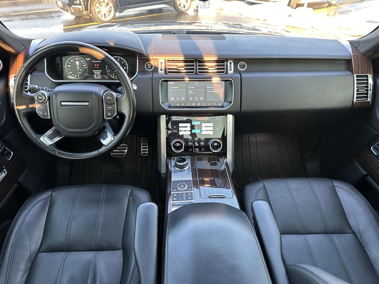 2017 Land Rover Range Rover SC - Photo #9