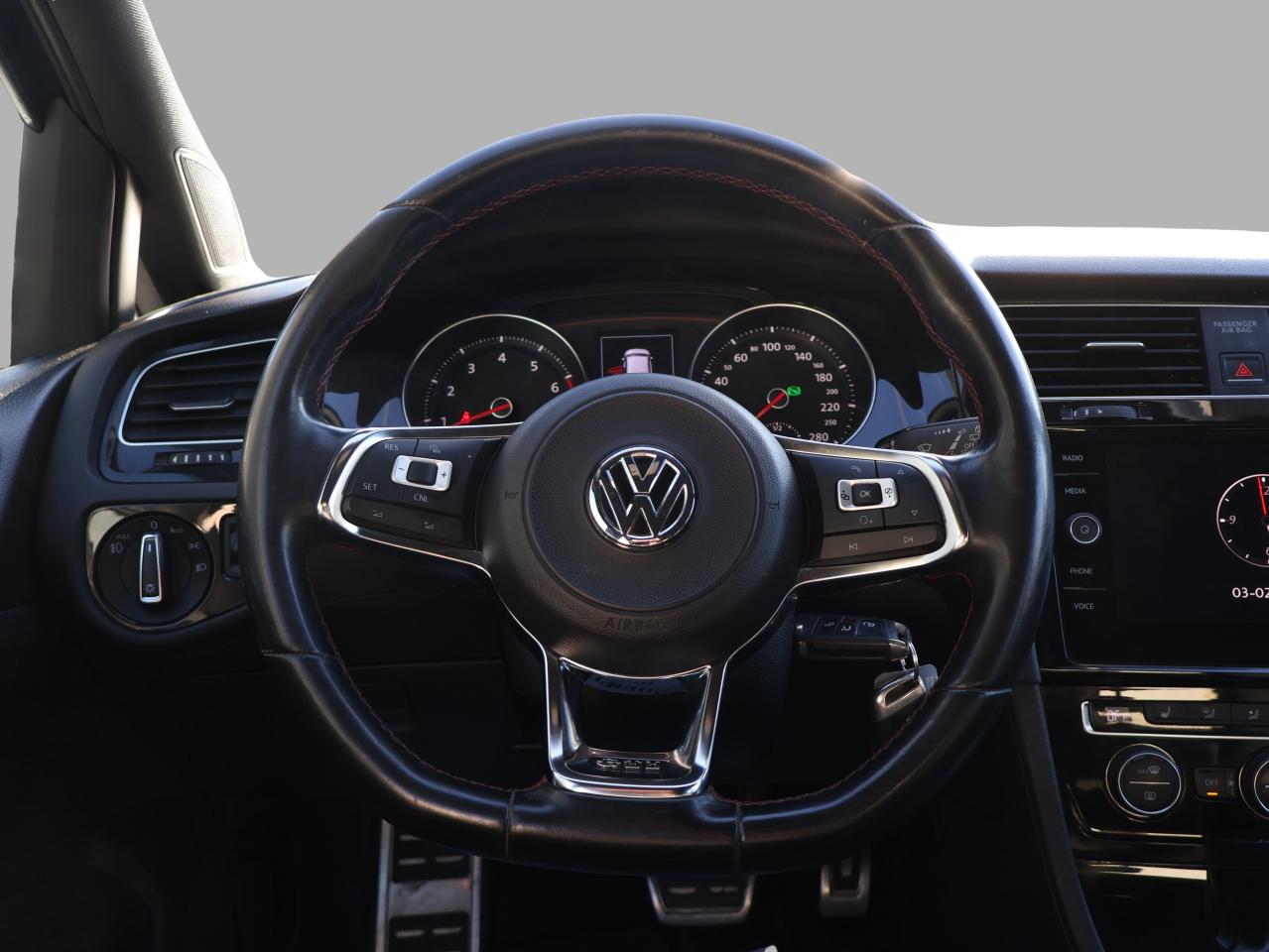 2018 Volkswagen Golf GTI 2.0T DSG CERTIFIED CAMERA BLUETOOTH HEATED SEATS CRUISE ALLOYS Photo