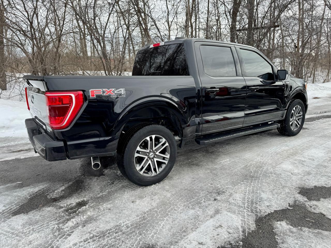 2022 Ford F-150 FX4 4WD Crew 5.5 Box ONE OWNER | CLEANC CARFAX Photo