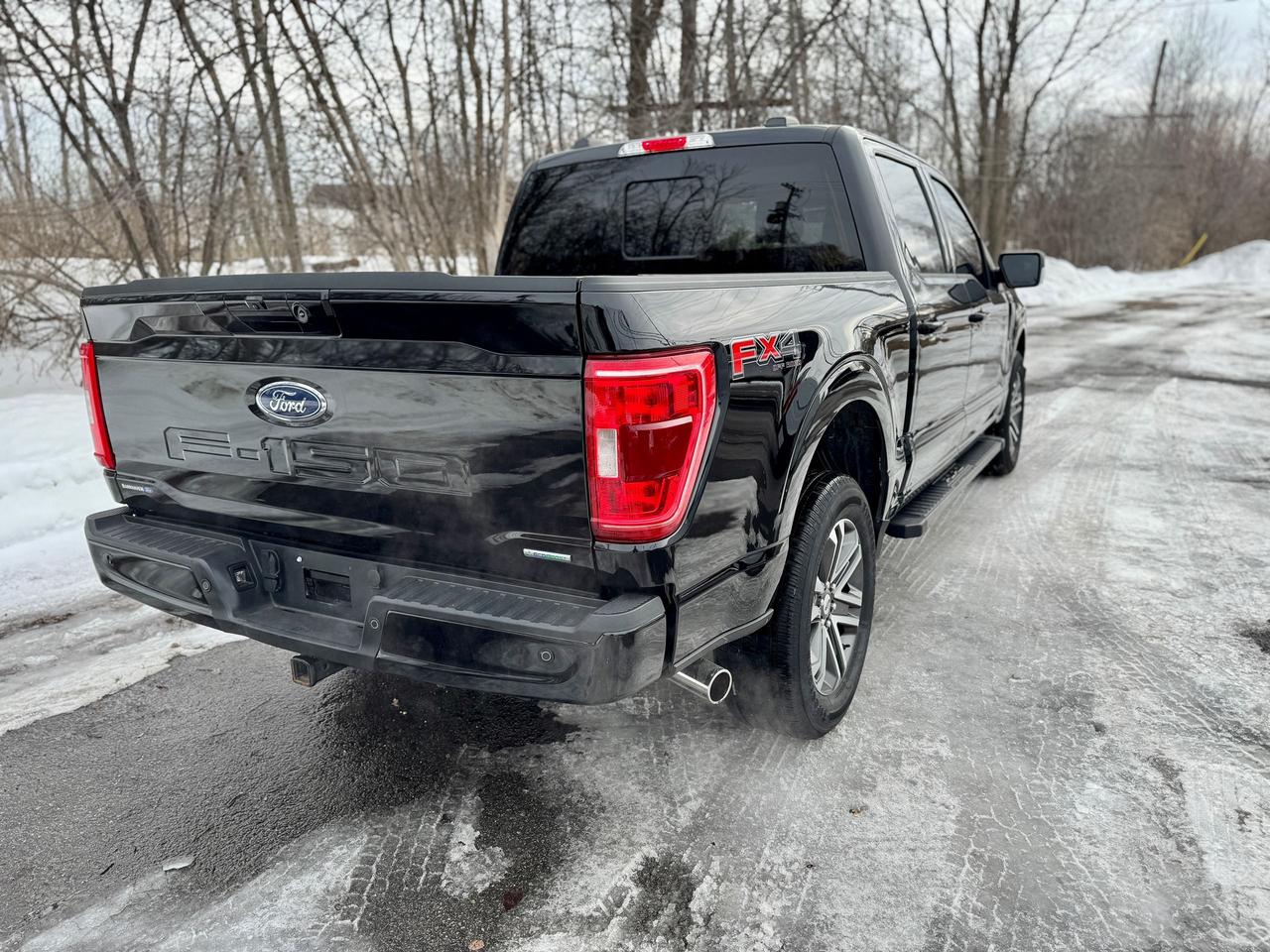 2022 Ford F-150 FX4 4WD Crew 5.5 Box ONE OWNER | CLEANC CARFAX Photo