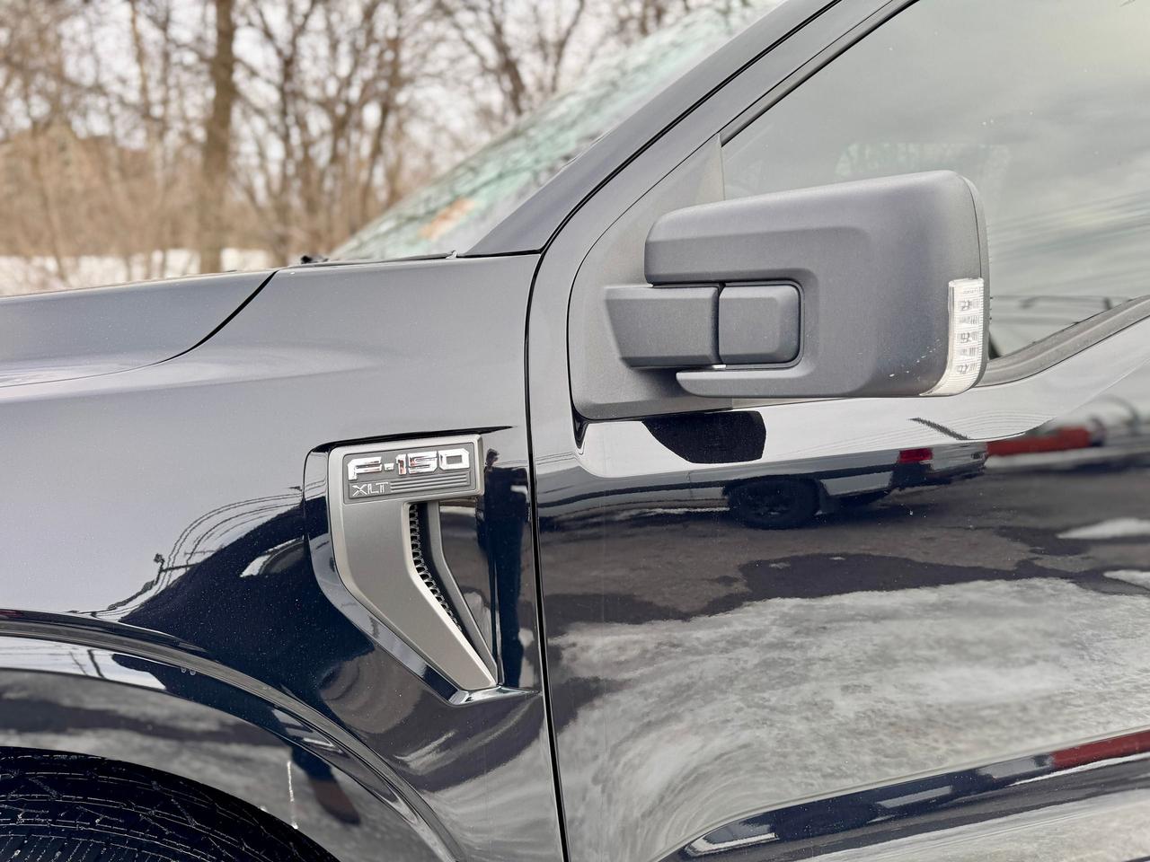 2022 Ford F-150 FX4 4WD Crew 5.5 Box ONE OWNER | CLEANC CARFAX Photo