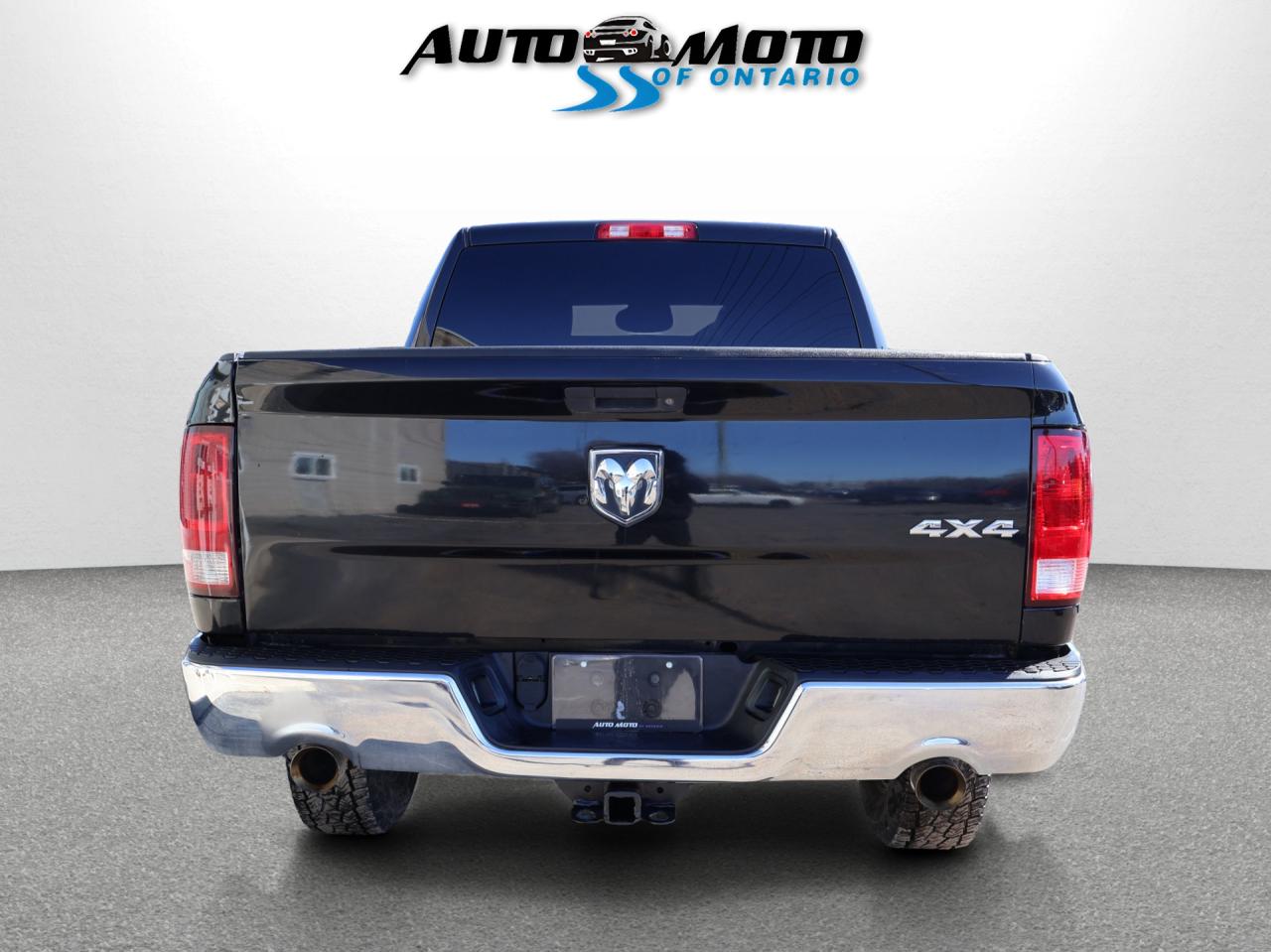 2016 RAM 1500 ST HEMI CREW 4WD CERTIFIED CAMERA BLUETOOTH CRUISE ALLOYS Photo