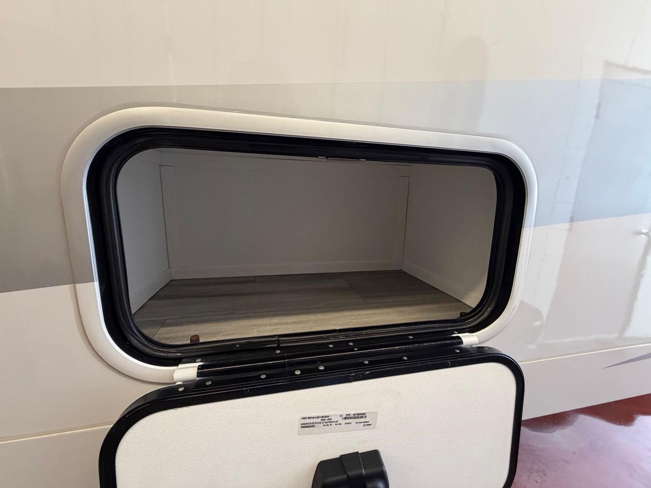 2022 Forest River Sunseeker 2400B 