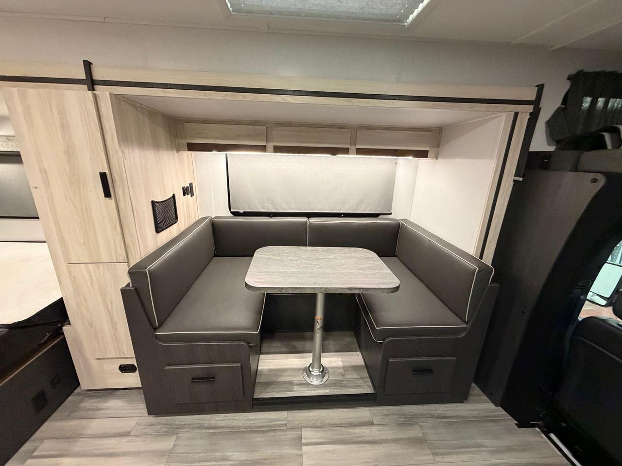 2022 Forest River Sunseeker 2400B 