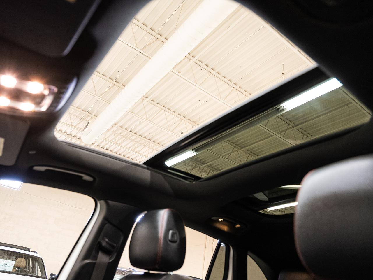 2022 Mercedes-Benz GLA 250 4MATIC | AMG Pkg | Nav | Leather | Sunroof