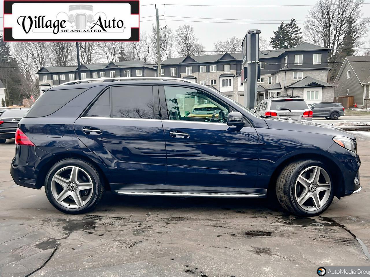2017 Mercedes-Benz GLE 4MATIC 4dr GLE 550 - Photo #2
