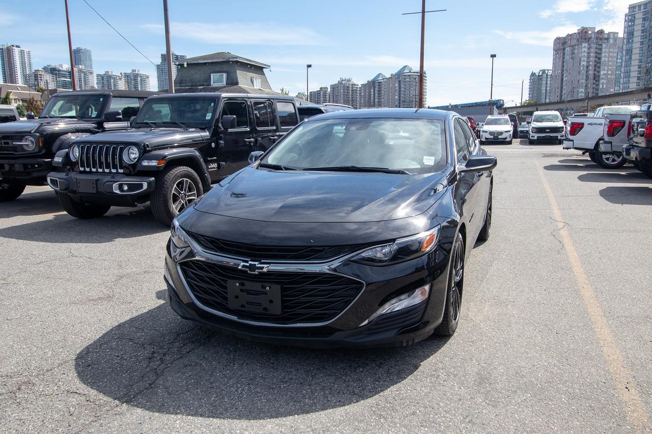 2024 Chevrolet Malibu 1LT Photo0