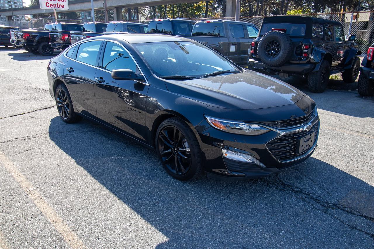 2024 Chevrolet Malibu 1LT Photo3