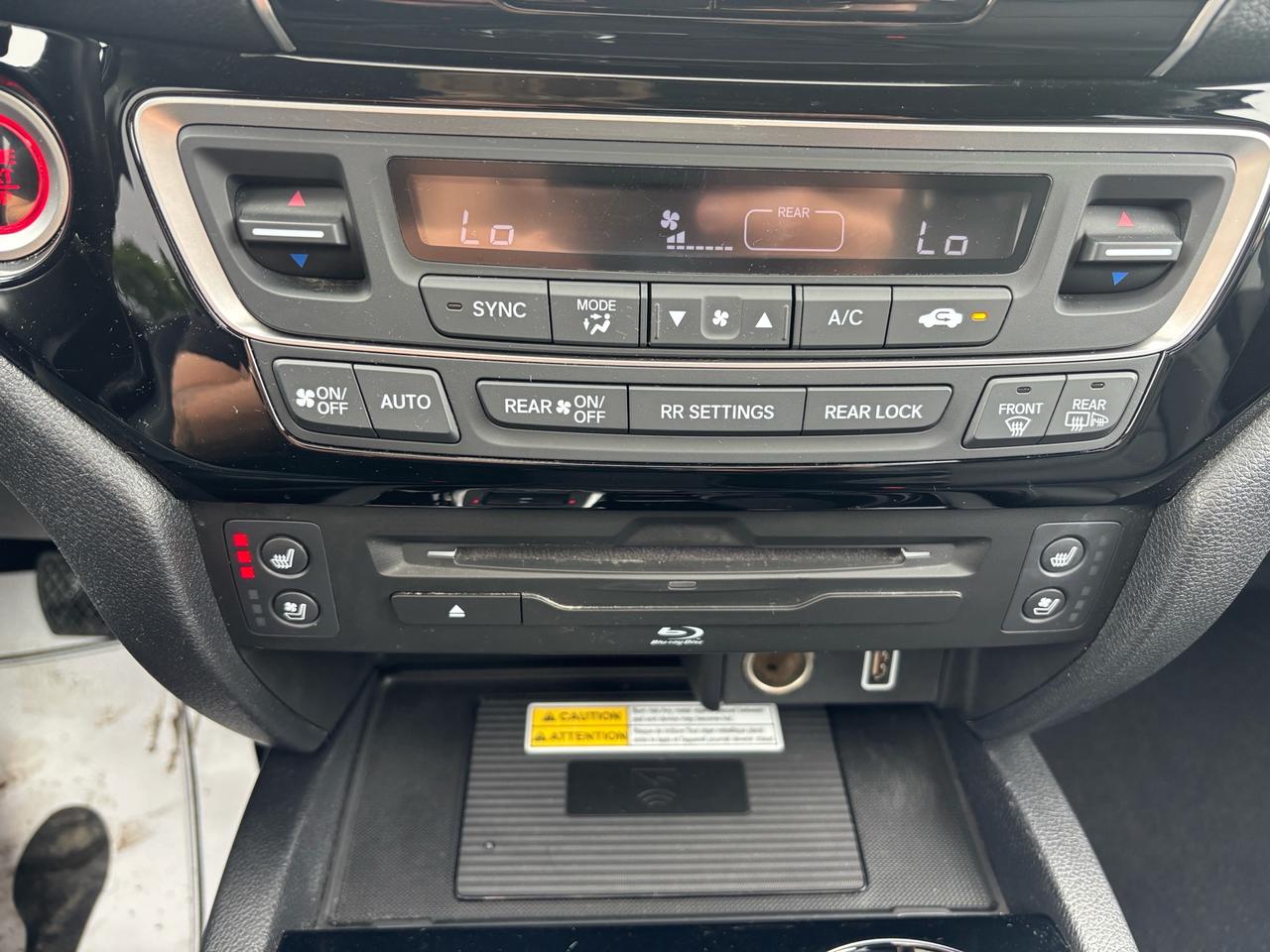 2019 Honda Pilot Touring 7-Passenger AWD Photo