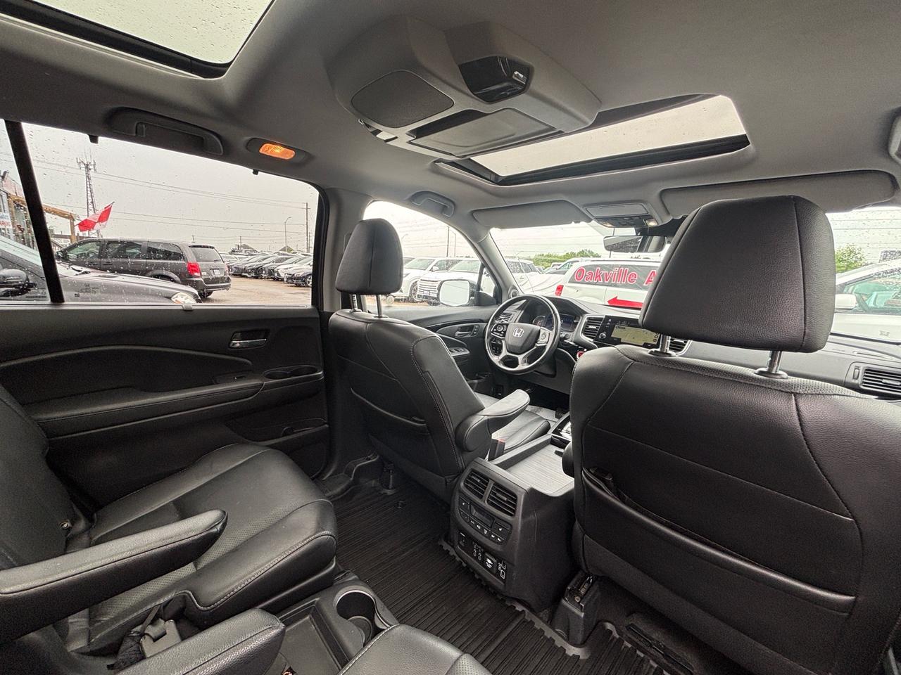 2019 Honda Pilot Touring 7-Passenger AWD Photo