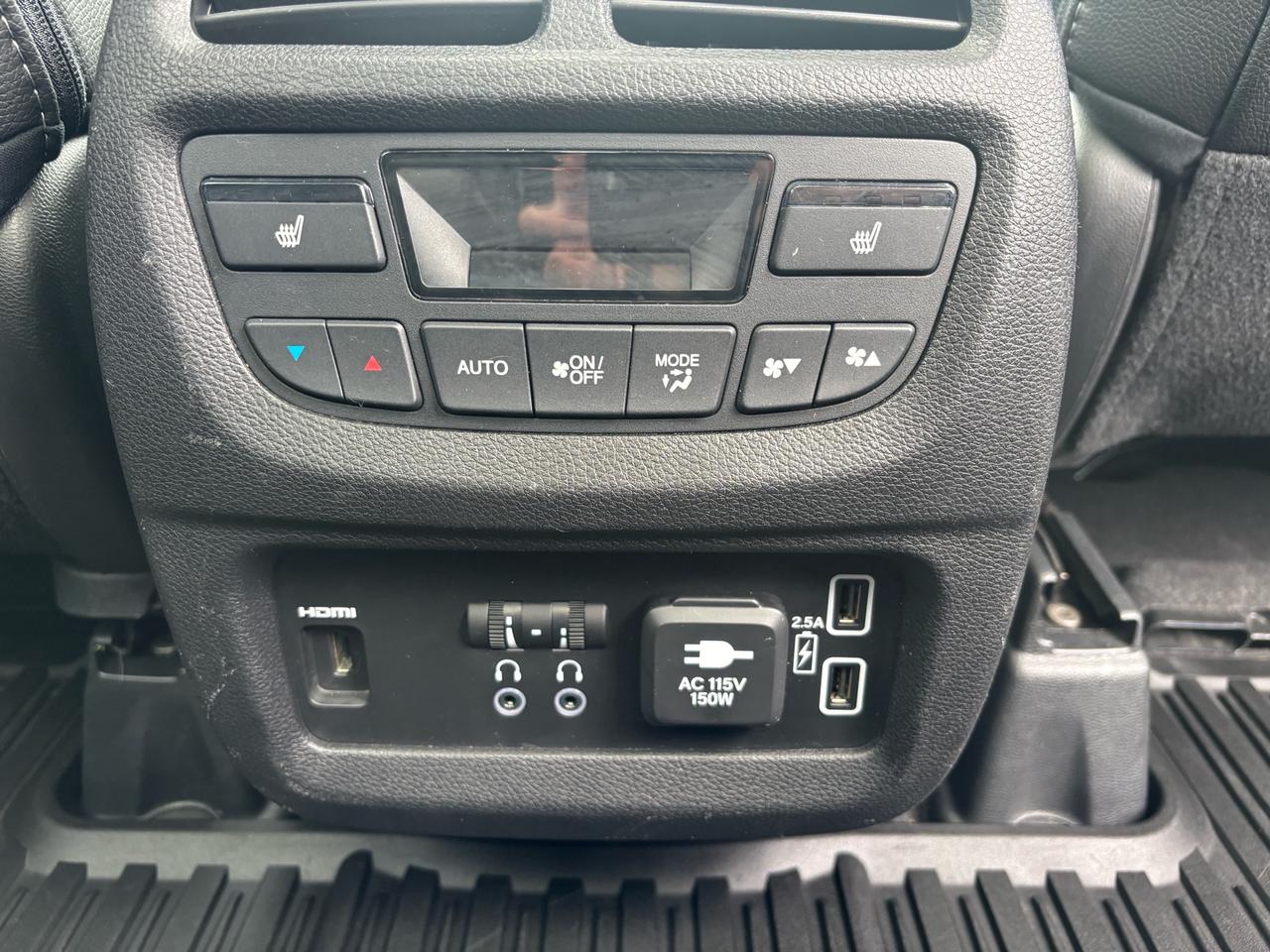 2019 Honda Pilot Touring 7-Passenger AWD Photo