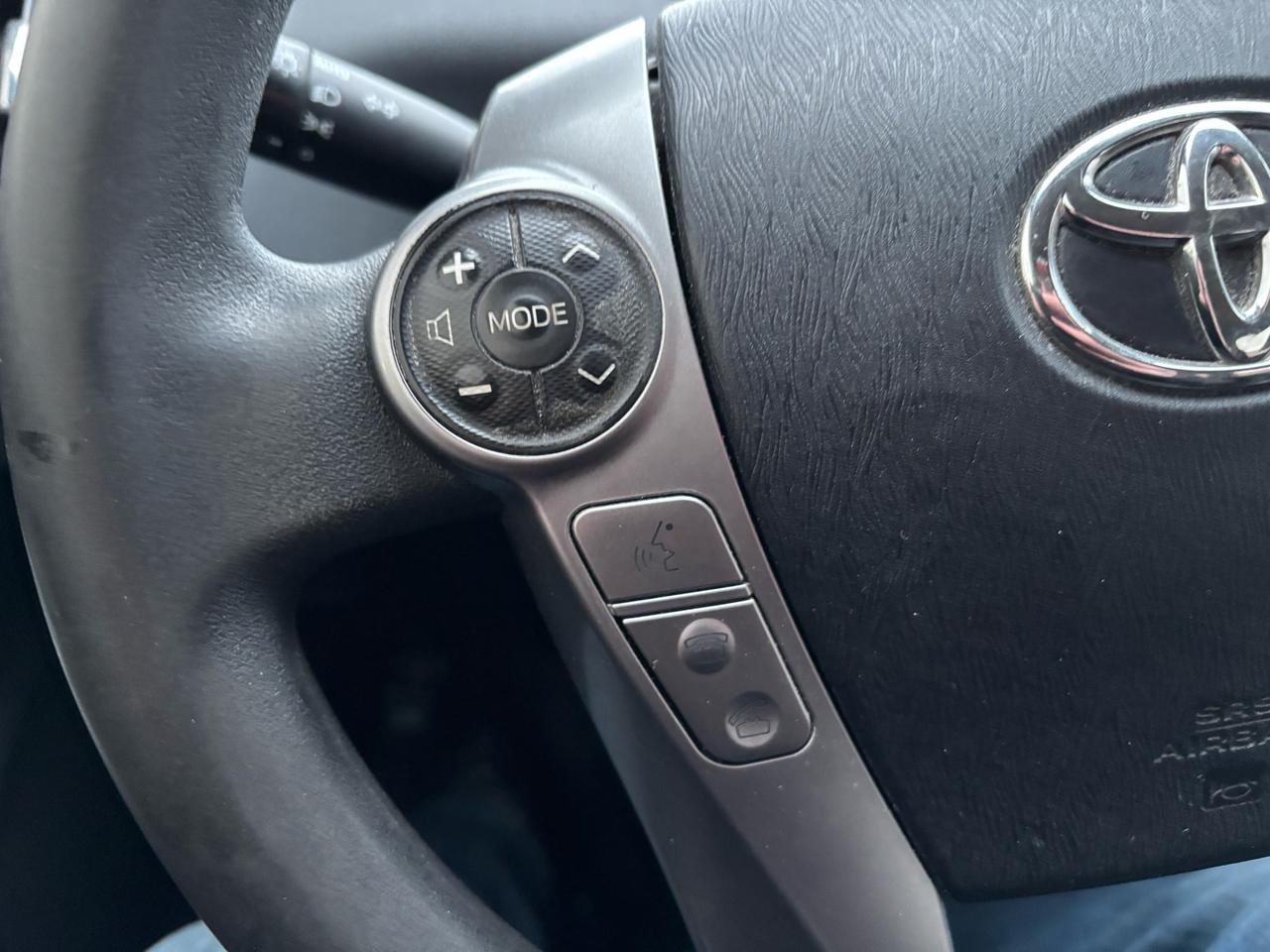 2018 Toyota Prius V Hybrid Auto Photo