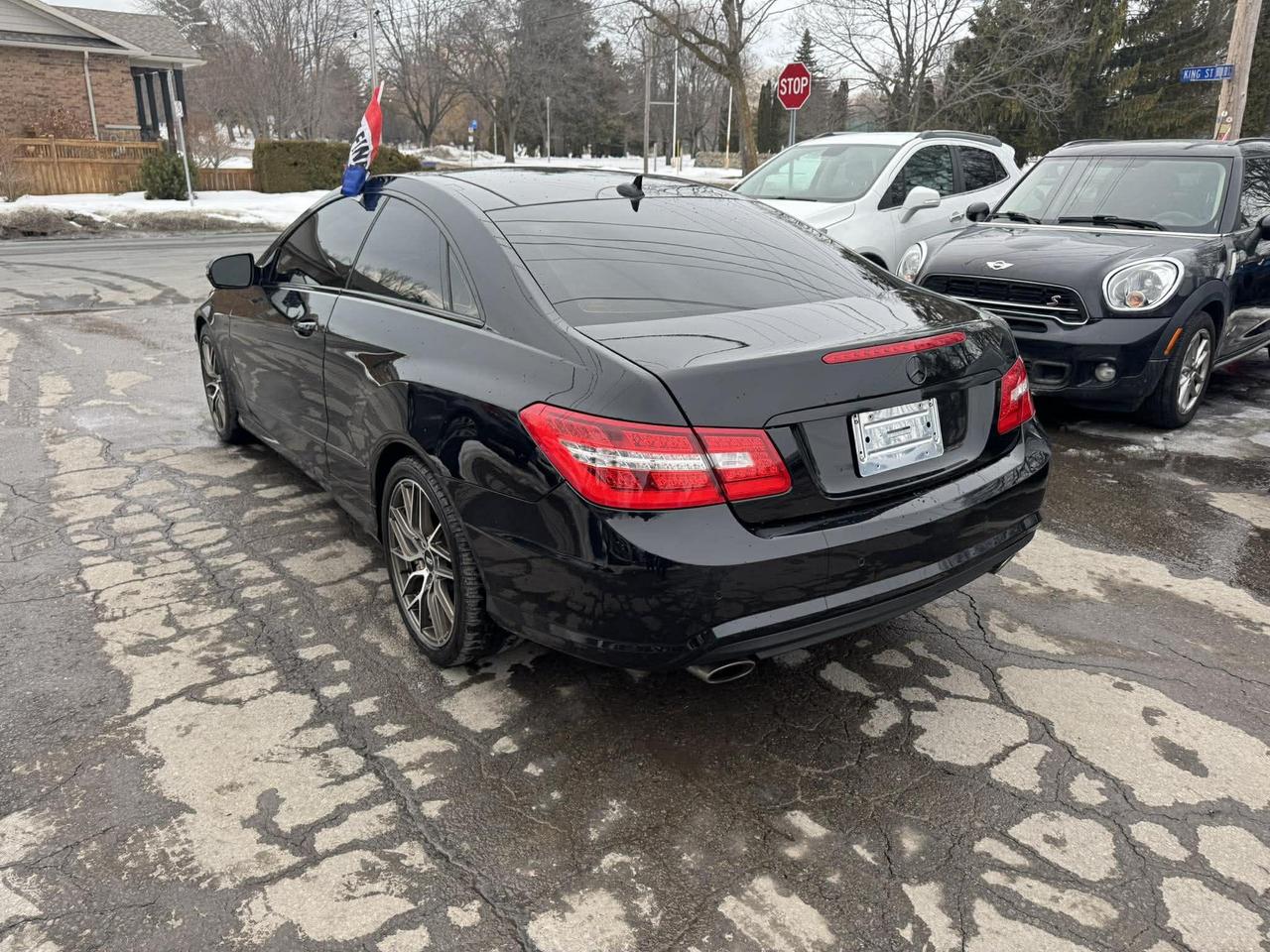 2010 Mercedes-Benz E-Class 2dr Cpe E 350 RWD Photo4