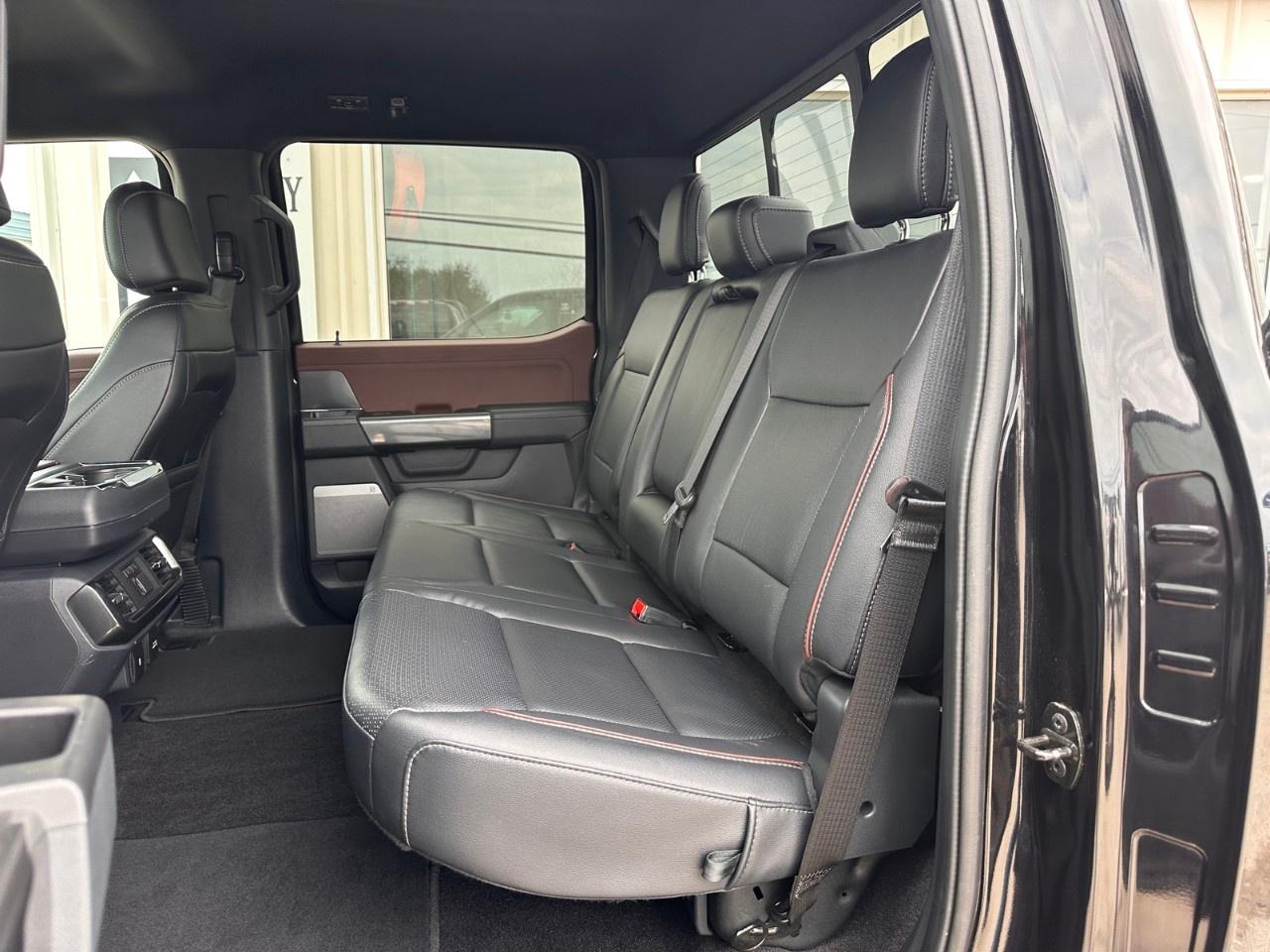 2022 Ford F-150 Lariat 4WD SuperCrew 5.5' Box Photo