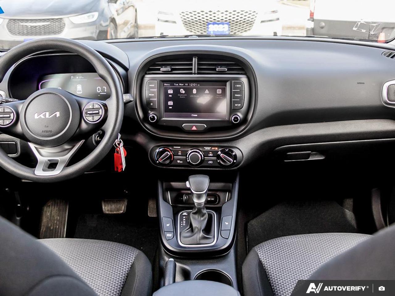 2025 Kia Soul LX KEYLESS ENTRY | POWER WINDOWS |POWER STEERING | A/ Photo