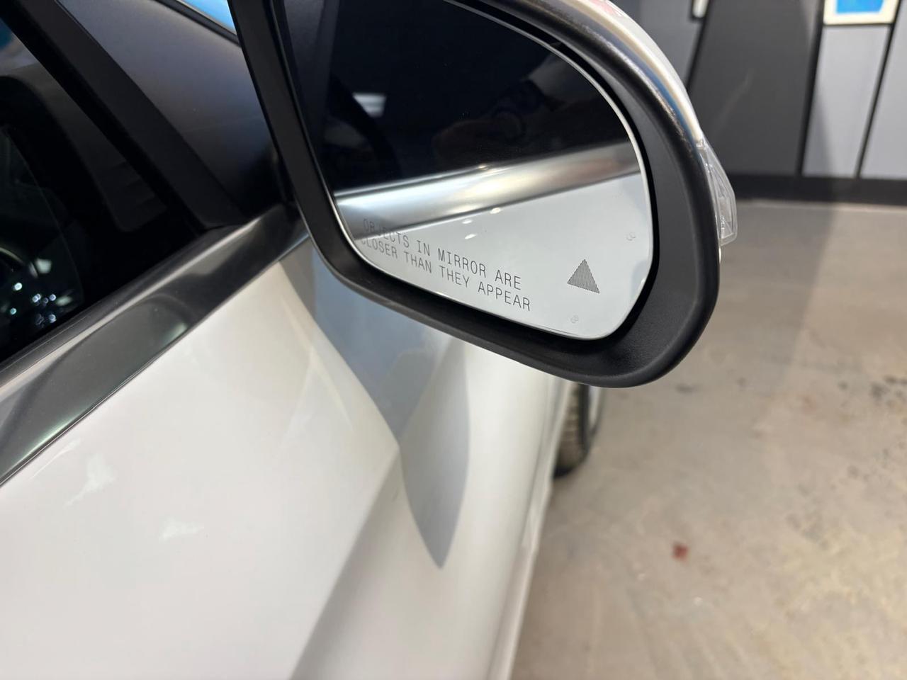 2015 Mercedes-Benz C-Class 4dr Sdn C 300 4MATIC - NO ACCIDENTS / ONE OWNER Photo