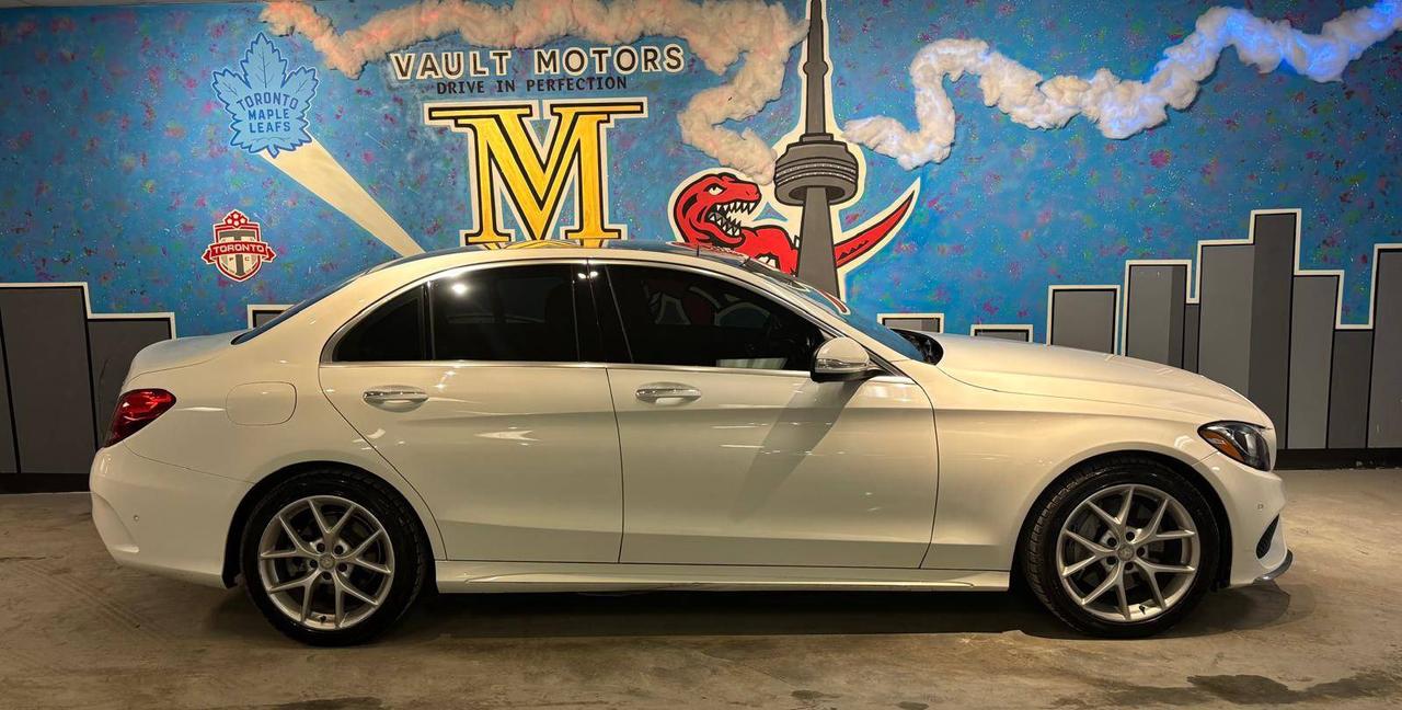 2015 Mercedes-Benz C-Class 4dr Sdn C 300 4MATIC - NO ACCIDENTS / ONE OWNER Photo3