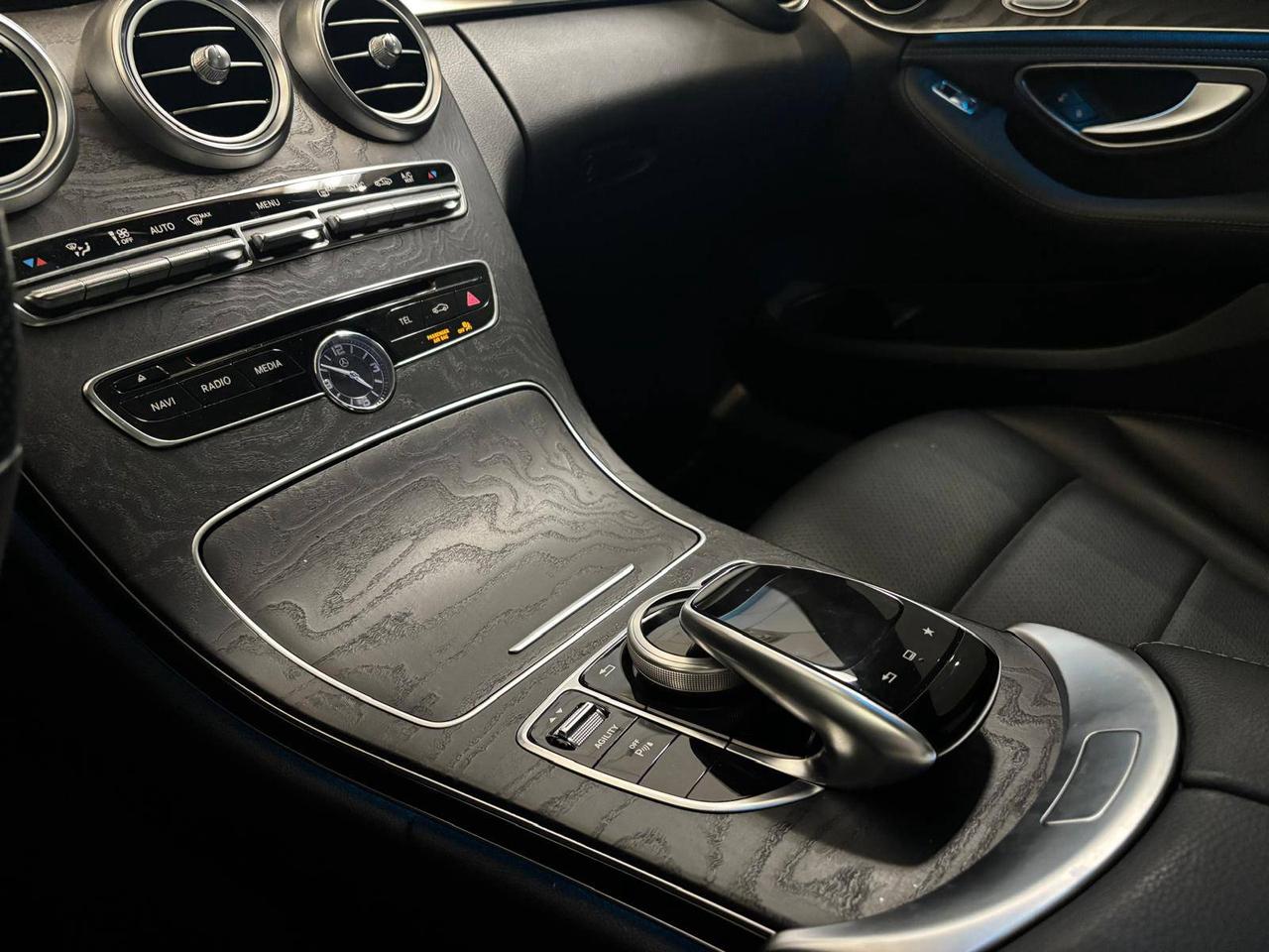 2015 Mercedes-Benz C-Class 4dr Sdn C 300 4MATIC - NO ACCIDENTS / ONE OWNER Photo