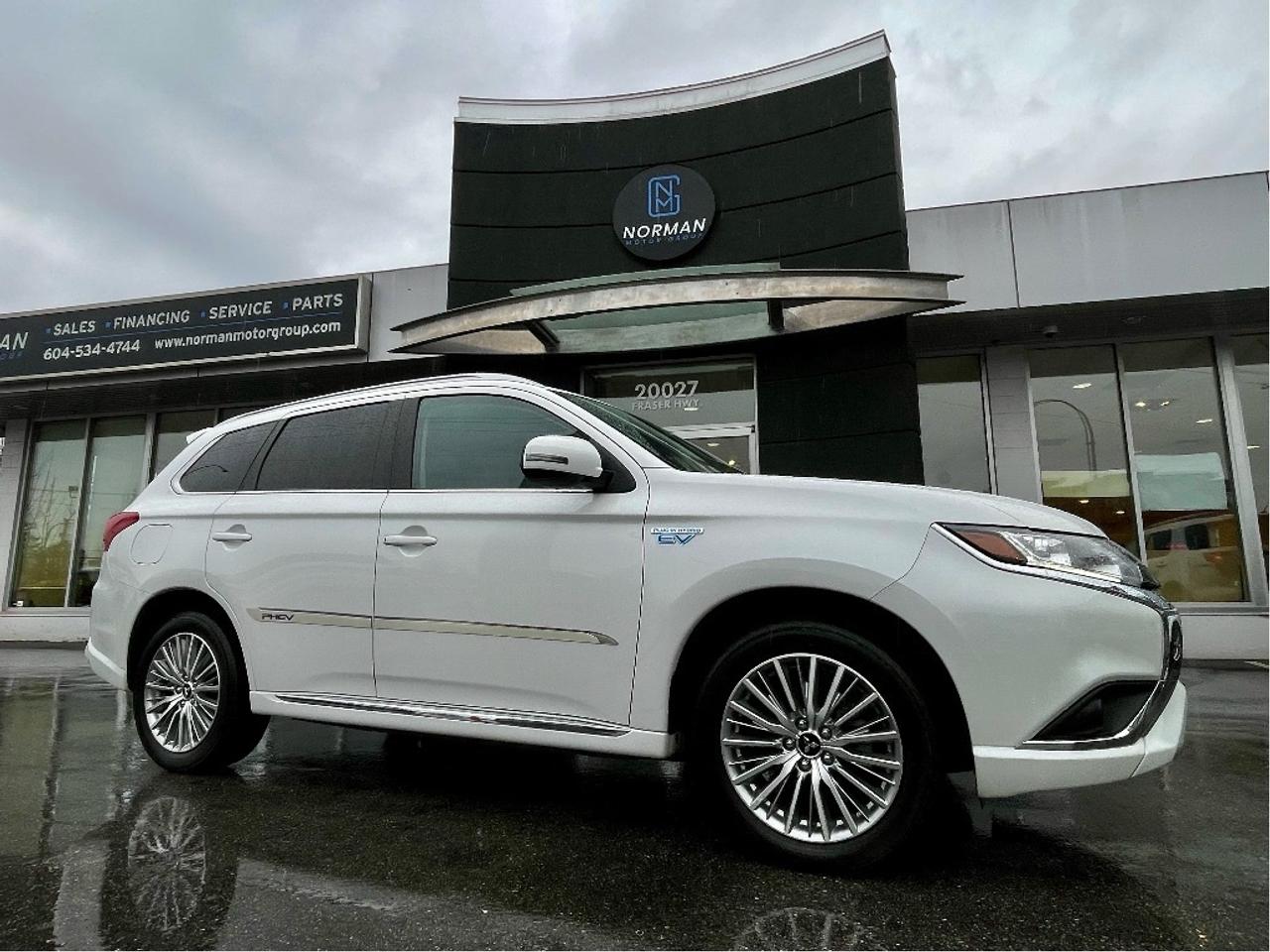 Used 2020 Mitsubishi Outlander Phev GT HYBRID AWD PWR HEAT LEATHR SUNROOF CAMERA for sale in Langley, BC