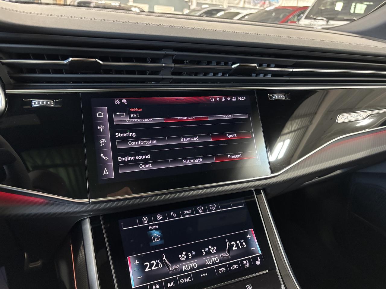 2025 Audi RS Q8 PERFORMANCE|QUATTRO|NO LUXTAX|CERAMICBRAKES|CARBON Photo