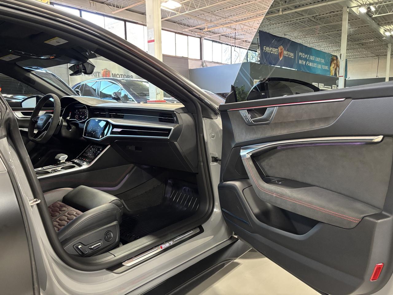 2024 Audi RS 7 QUATTRO|NO LUX TAX|NAV|CARBON|HEADSUP|3DCAM|WRAP|+ Photo