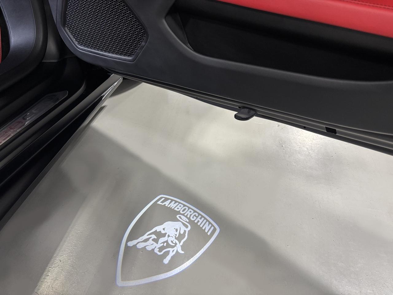 2015 Lamborghini Huracan LP610-4|AWD|NO LUXTAX|MATTEPPF|CERAMICBRAKES|LIFT| Photo