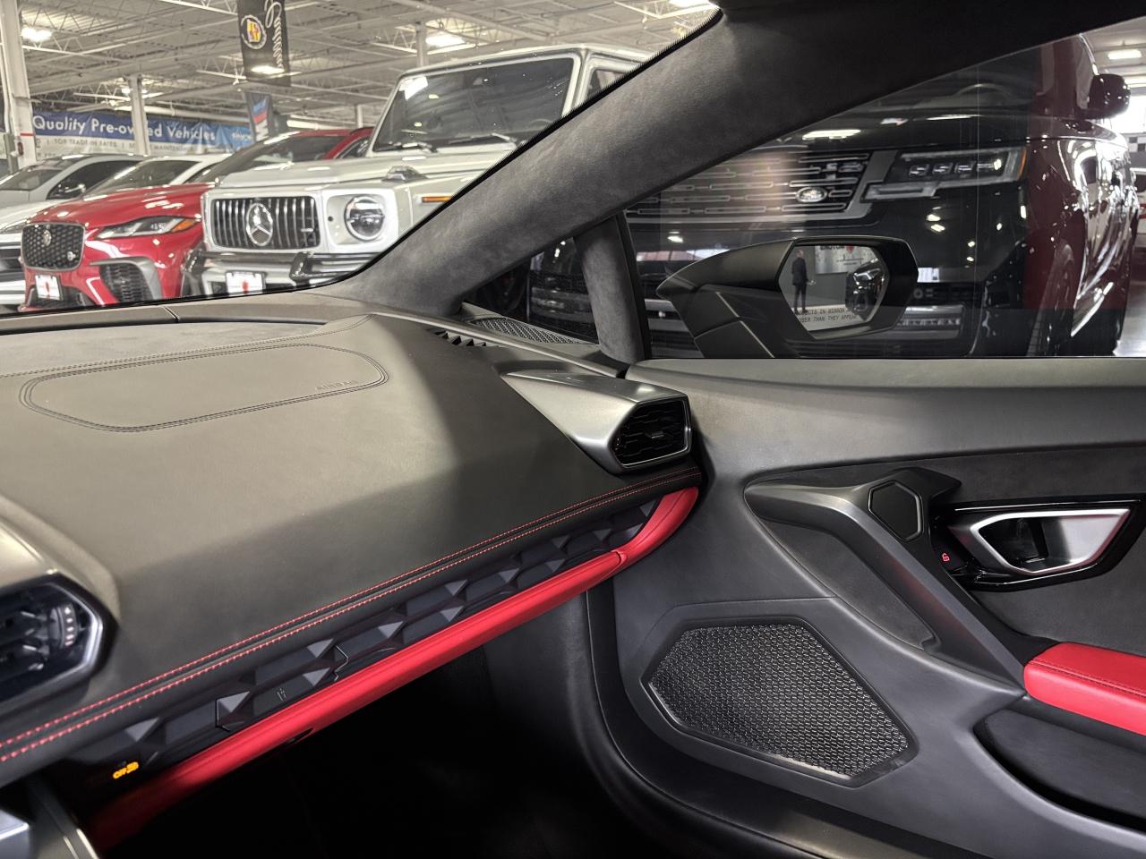 2015 Lamborghini Huracan LP610-4|AWD|NO LUXTAX|MATTEPPF|CERAMICBRAKES|LIFT| Photo