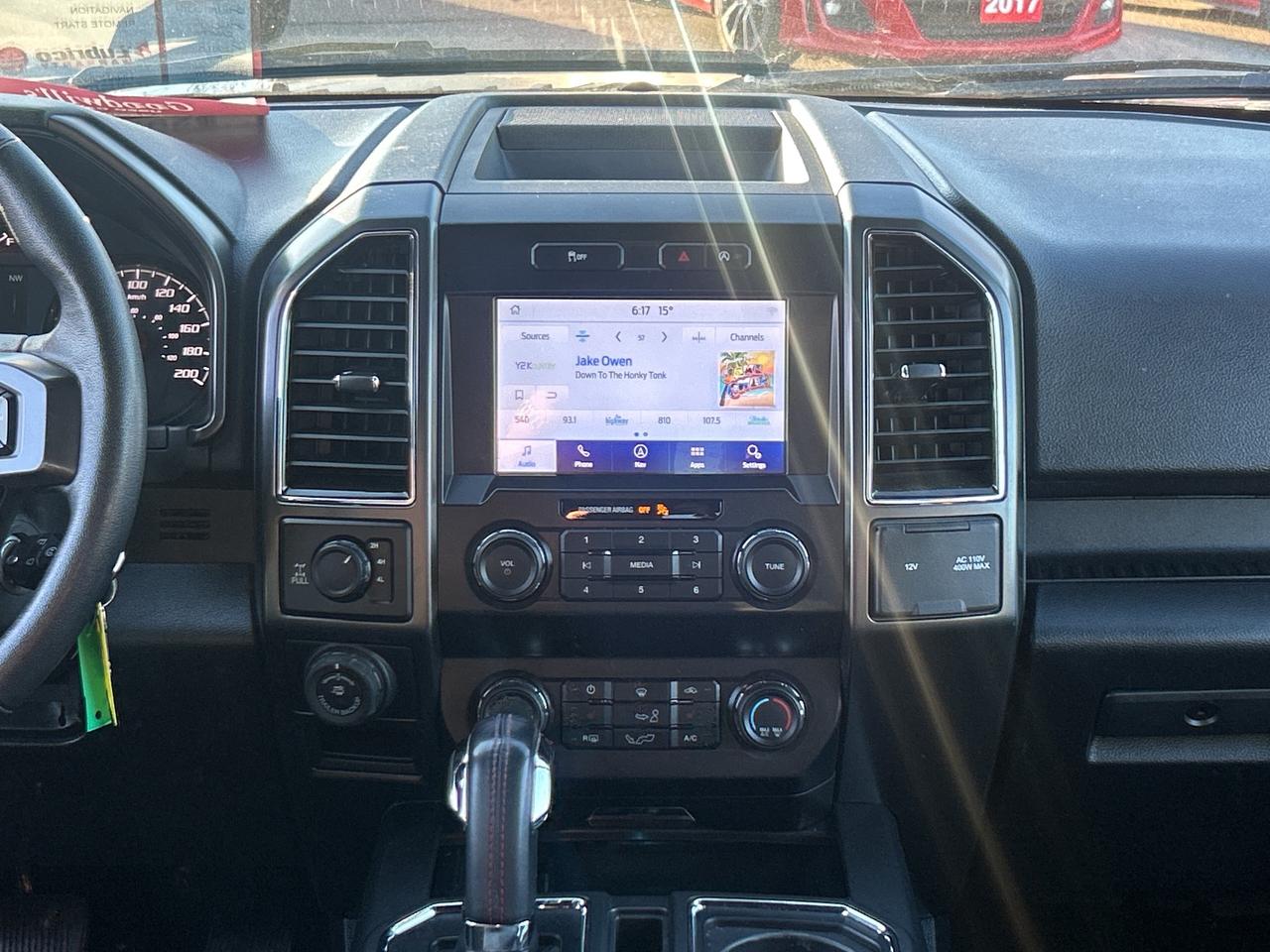 2019 Ford F-150 XLT SPORT 4X4, CLEAN CARFAX, REMOTE START! - Photo #17