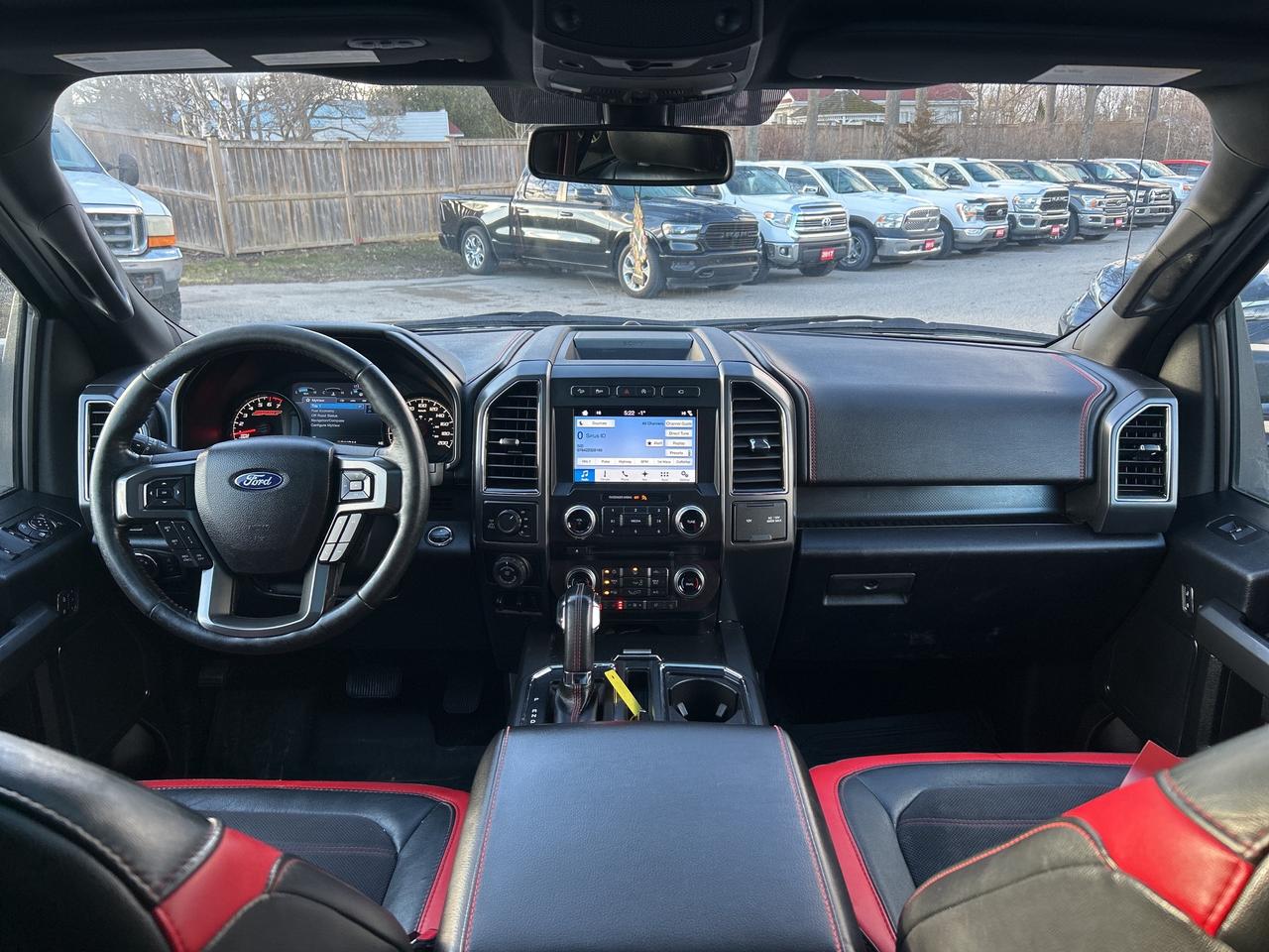 2017 Ford F-150 LARIAT FX4, HEATED/ COOLED SEATS, REMOTE START! - Photo #16