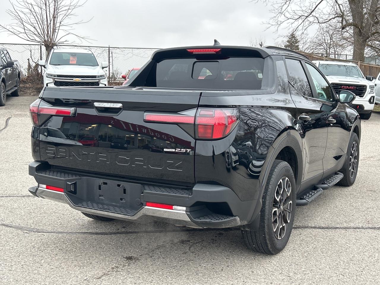 2023 Hyundai Santa Cruz PREFERRED, CLEAN CARFAX, REMOTE START, BACK UP CAM Photo