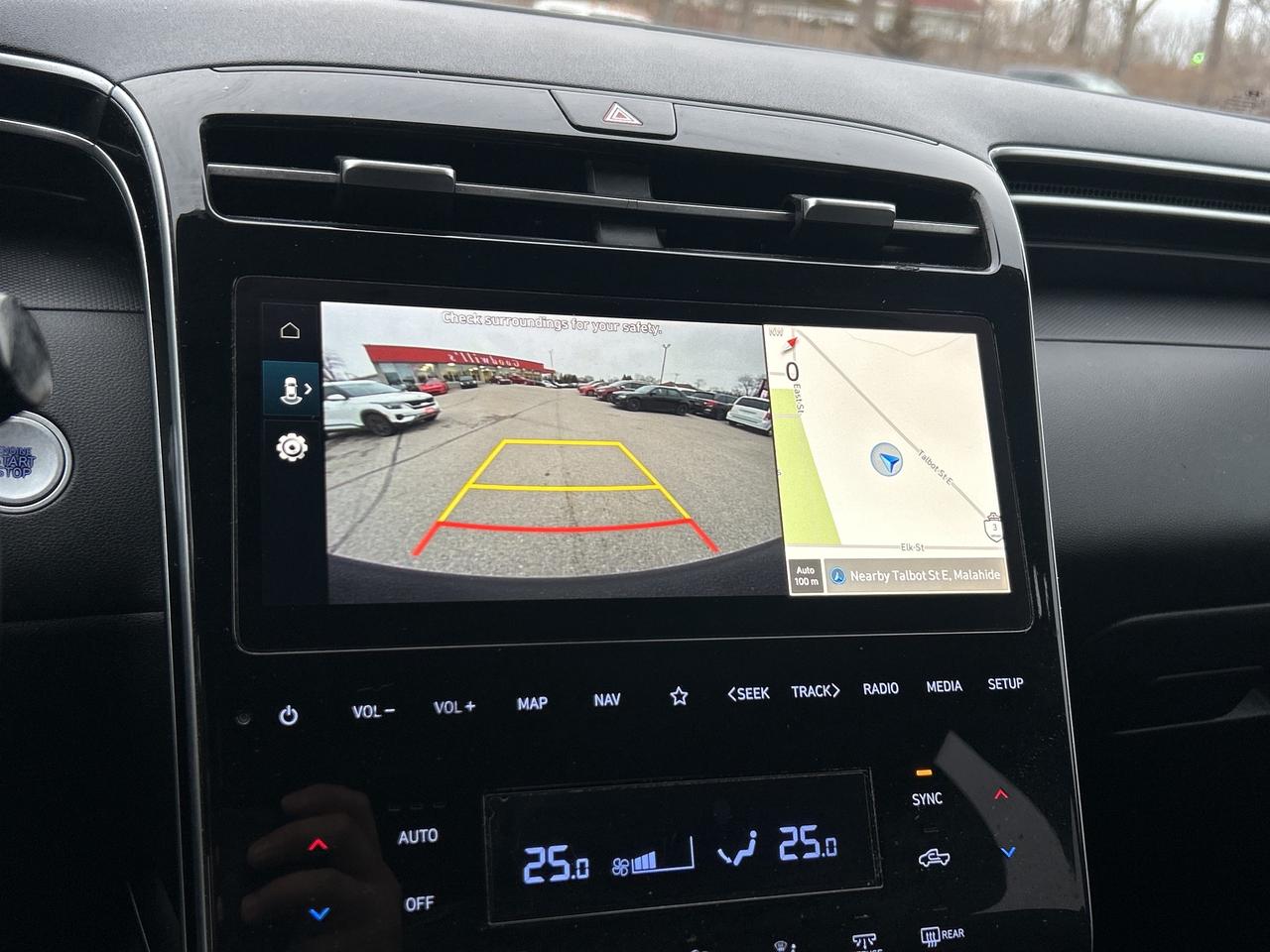 2023 Hyundai Santa Cruz PREFERRED, CLEAN CARFAX, REMOTE START, BACK UP CAM - Photo #23