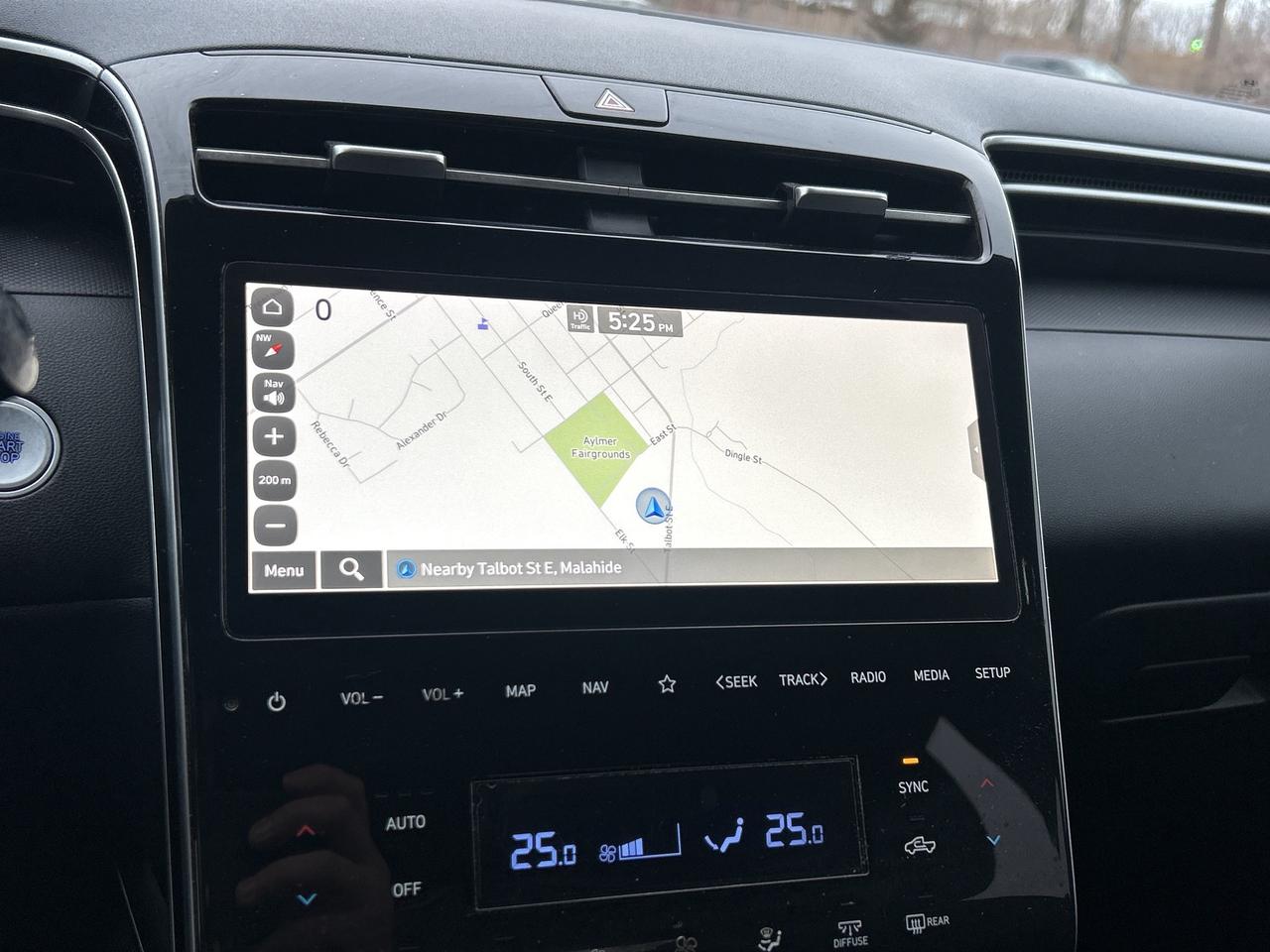 2023 Hyundai Santa Cruz PREFERRED, CLEAN CARFAX, REMOTE START, BACK UP CAM - Photo #22