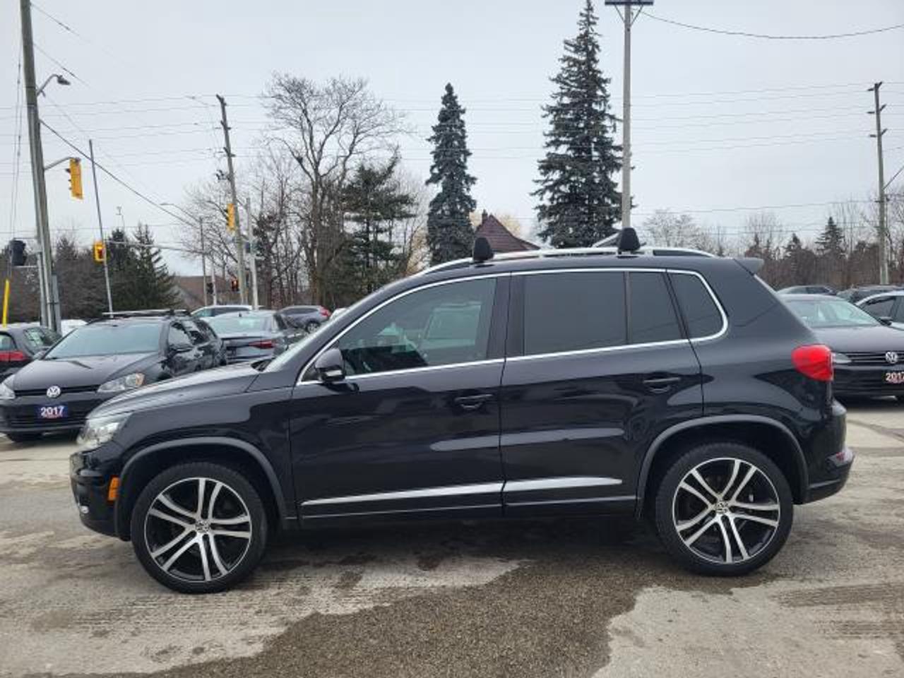 2017 Volkswagen Tiguan RLINE Photo