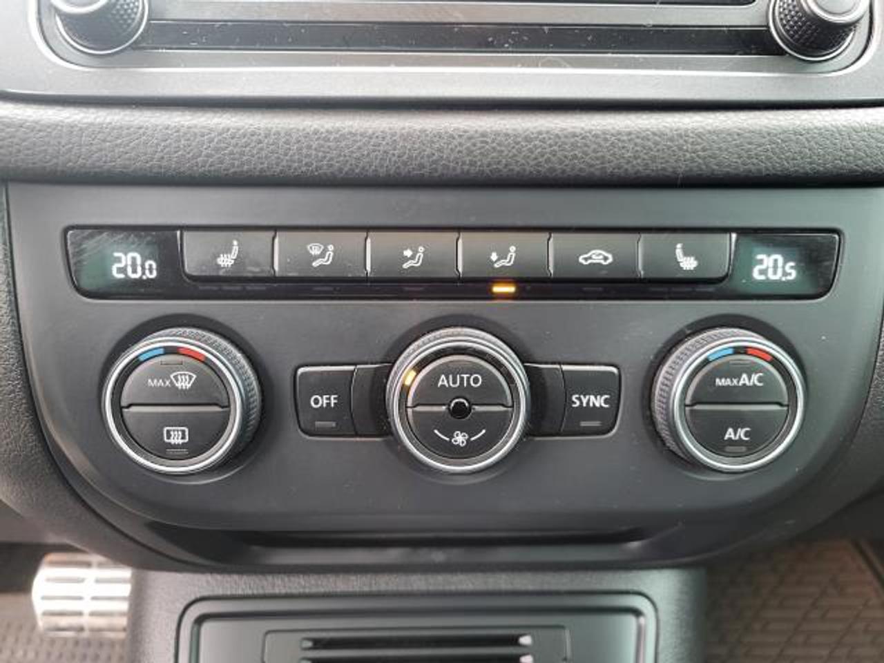 2017 Volkswagen Tiguan RLINE Photo