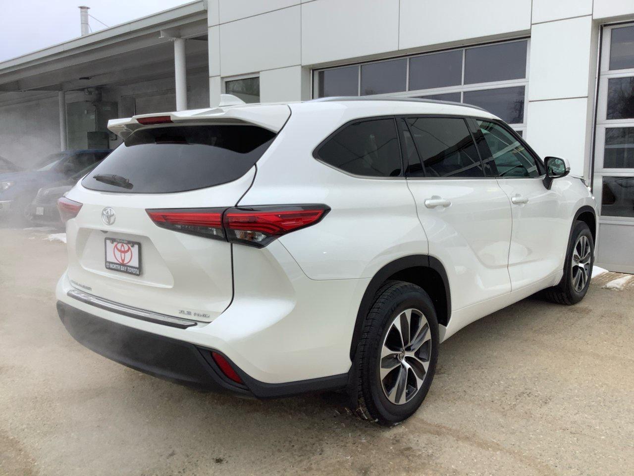 2021 Toyota Highlander XLE Photo