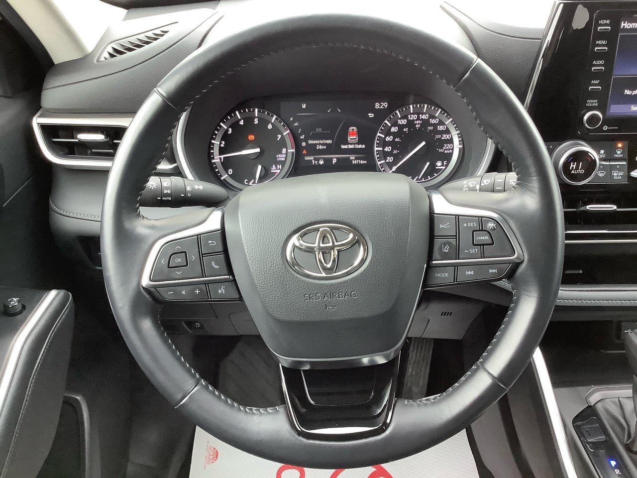 2021 Toyota Highlander XLE Photo