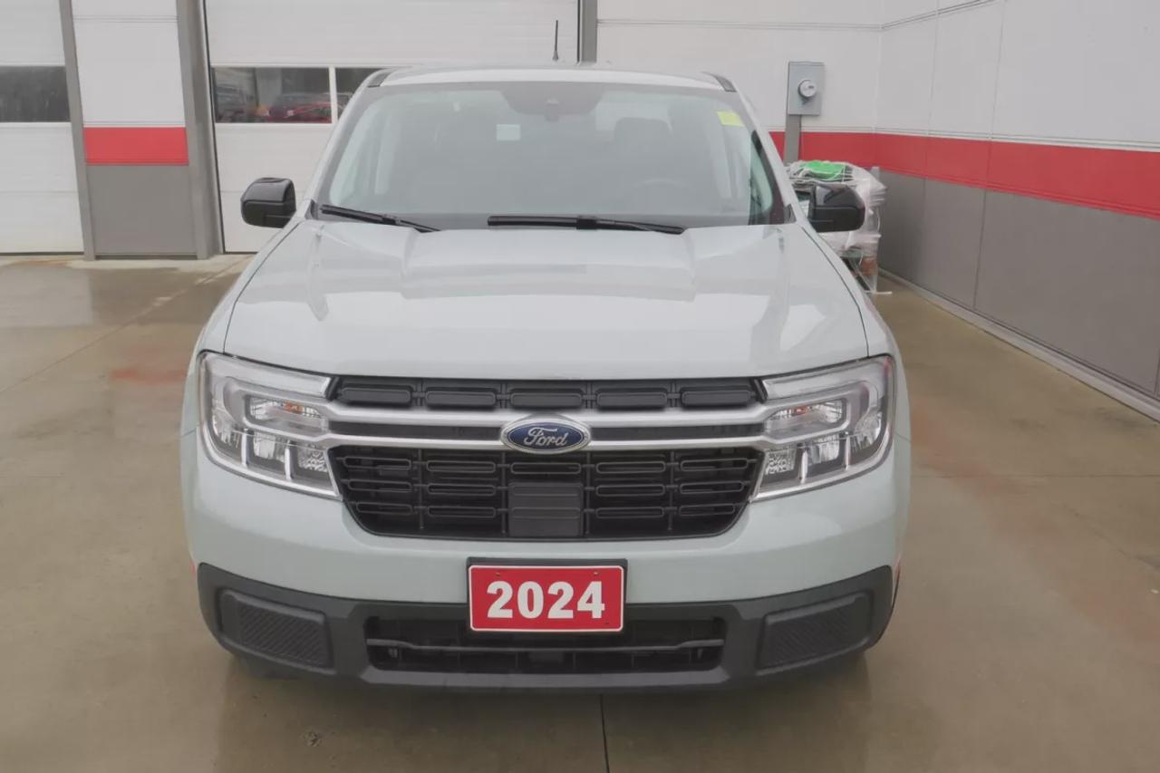 2024 Ford Maverick LARIAT | Hybrid | One Owner!! | Clean Title/No Accidents!! | Safety/Certified!! | Trailer Hitch | Alloy Rims | Two-Tone Leather | Navigation | Push Button Start | Power Seats | Reverse Camera | Digital Touchscreen | Heated Seats/Steering Wheel | Photo