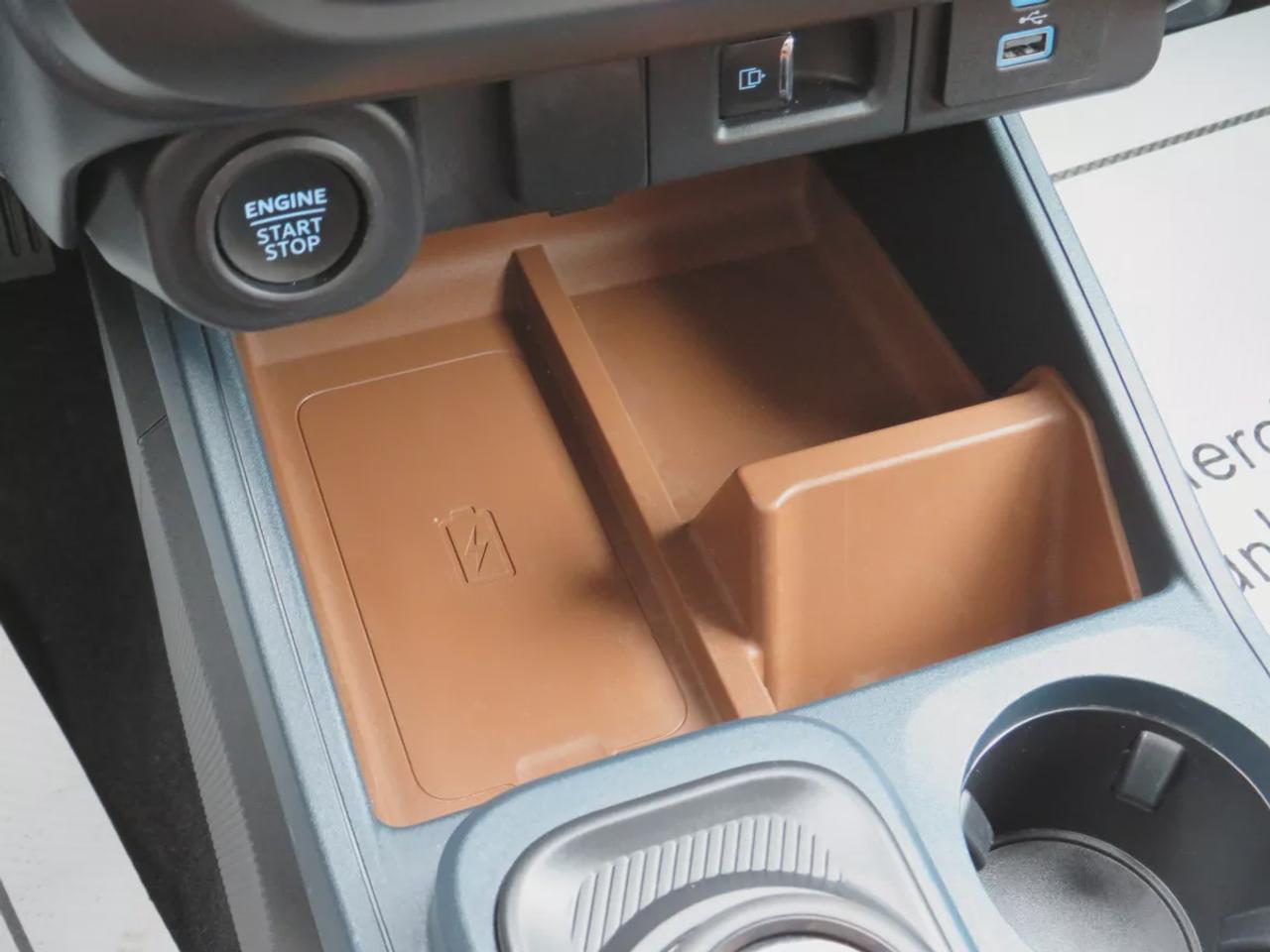 2024 Ford Maverick LARIAT | Hybrid | One Owner!! | Clean Title/No Accidents!! | Safety/Certified!! | Trailer Hitch | Alloy Rims | Two-Tone Leather | Navigation | Push Button Start | Power Seats | Reverse Camera | Digital Touchscreen | Heated Seats/Steering Wheel | Photo